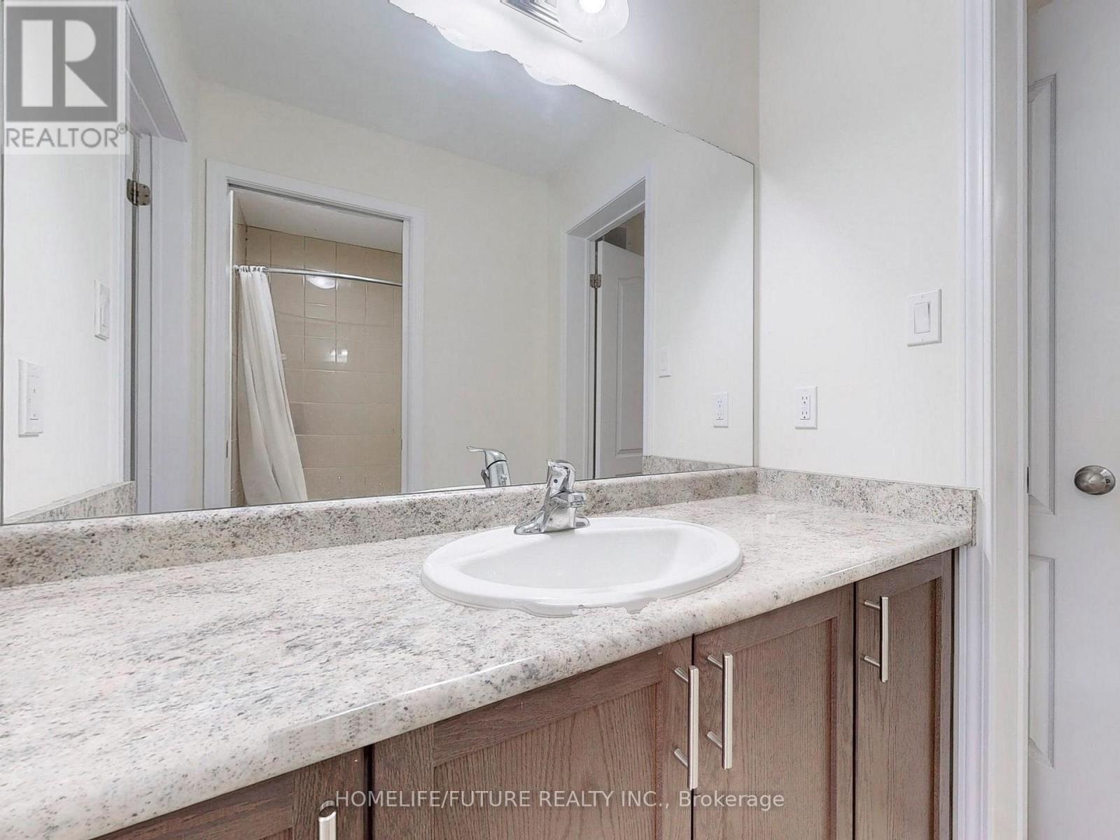 526 Joslin Street, Peterborough (Monaghan Ward 2), Ontario  K9J 0H9 - Photo 35 - X12770816