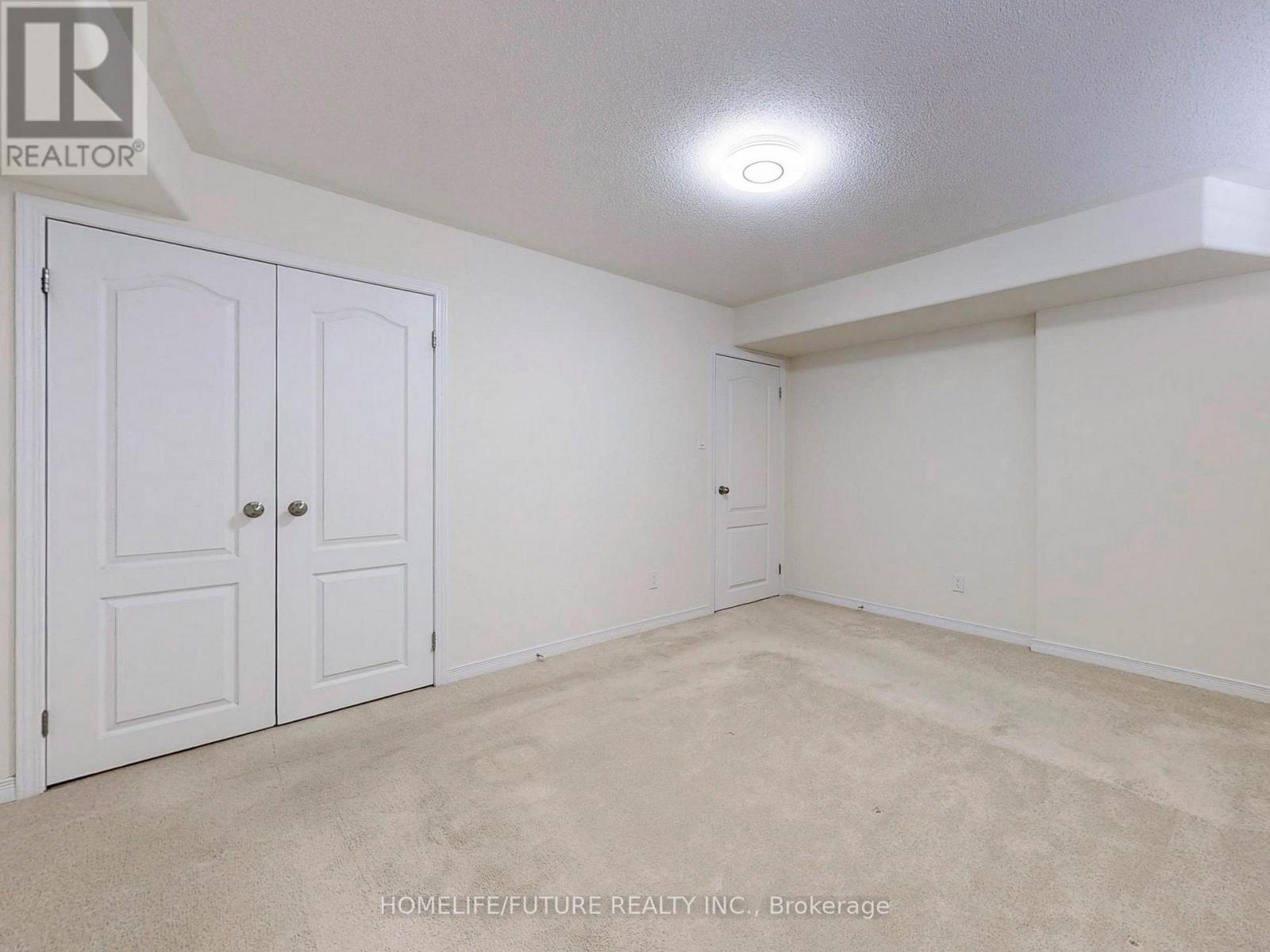 526 Joslin Street, Peterborough (Monaghan Ward 2), Ontario  K9J 0H9 - Photo 42 - X12770816