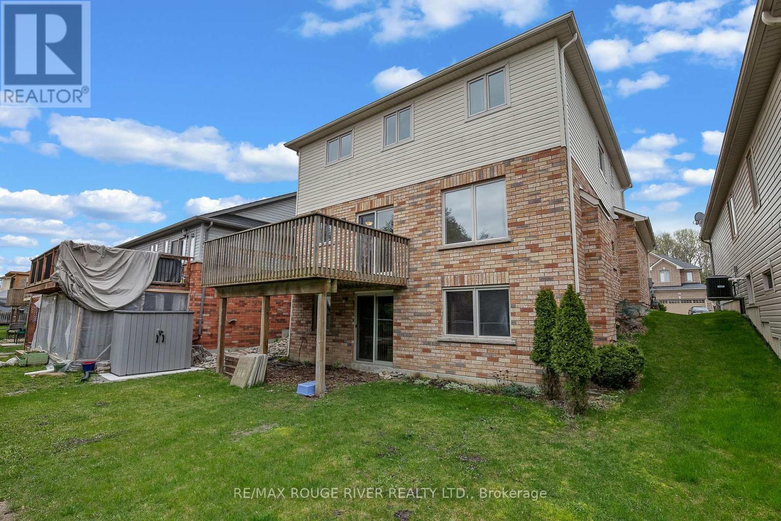 78 Cook Street, Kawartha Lakes (Lindsay), Ontario  K9V 0C7 - Photo 2 - X12771780