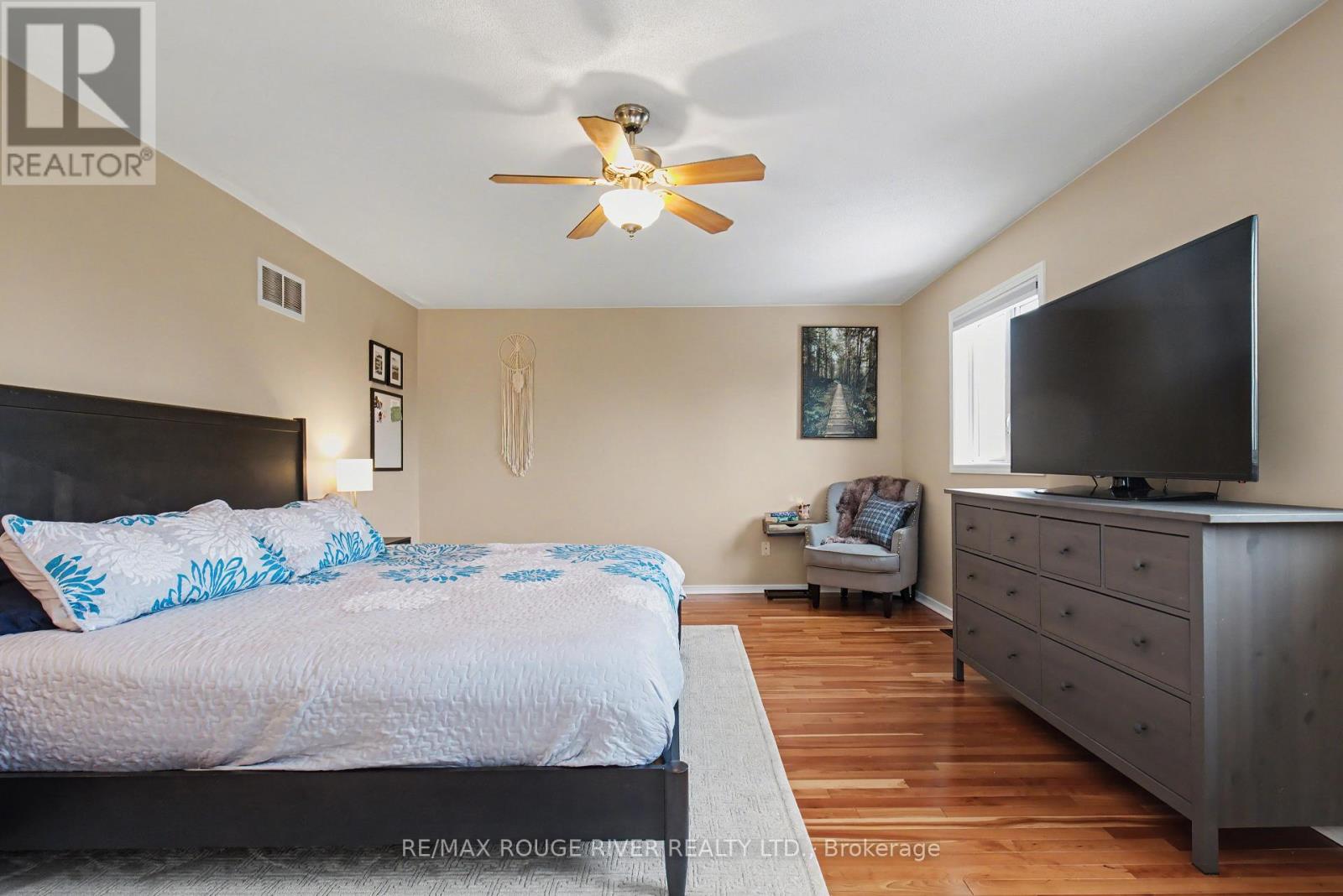 78 Cook Street, Kawartha Lakes (Lindsay), Ontario  K9V 0C7 - Photo 23 - X12771780