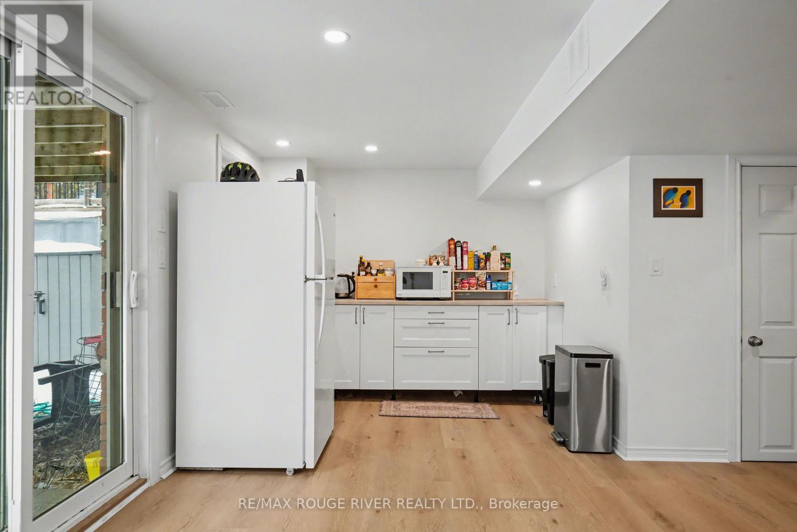 78 Cook Street, Kawartha Lakes (Lindsay), Ontario  K9V 0C7 - Photo 34 - X12771780