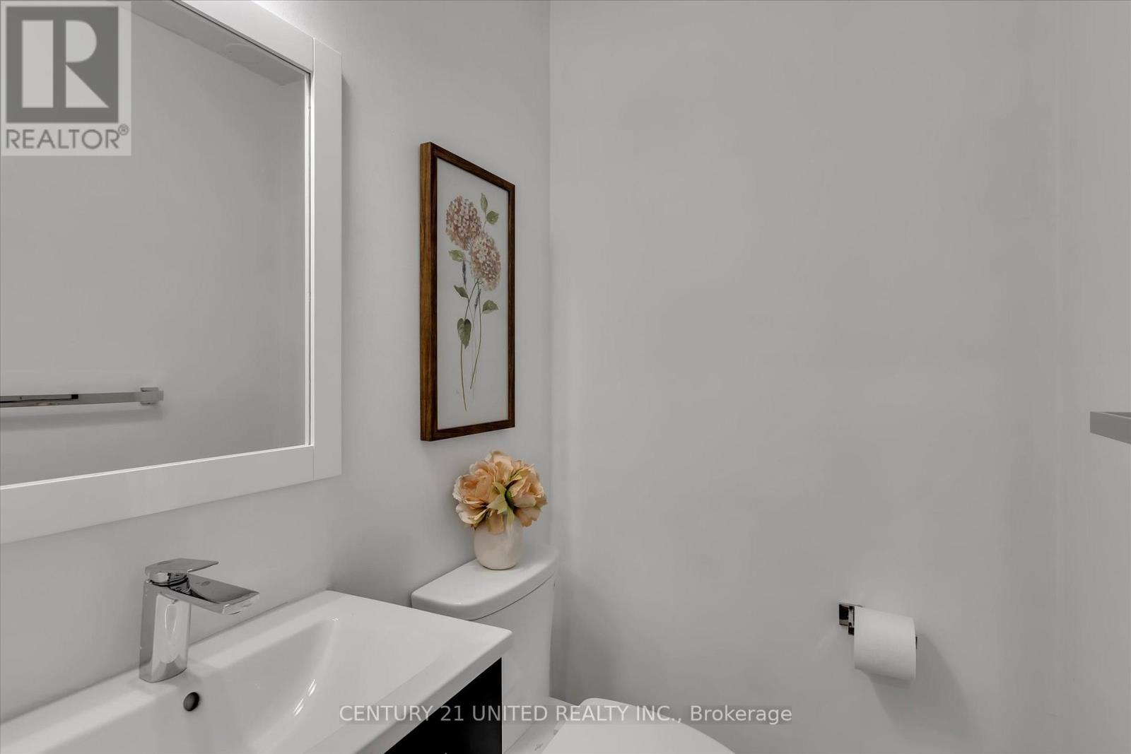 819 Cameron Street, Peterborough (Otonabee Ward 1), Ontario  K9J 4A2 - Photo 10 - X12772494