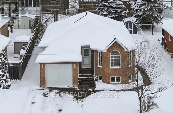 10 MCGIBBON BOULEVARD, kawartha lakes (lindsay), Ontario