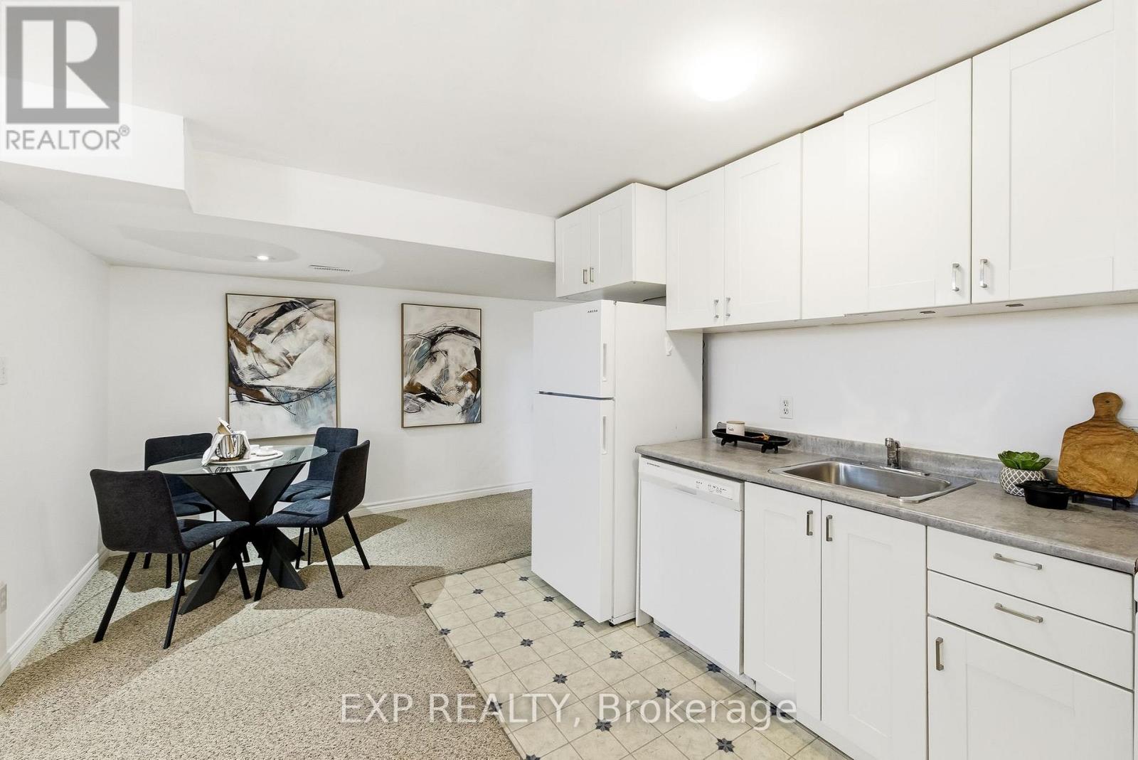 10 Mcgibbon Boulevard, Kawartha Lakes (Lindsay), Ontario  K9V 6G3 - Photo 32 - X12772434