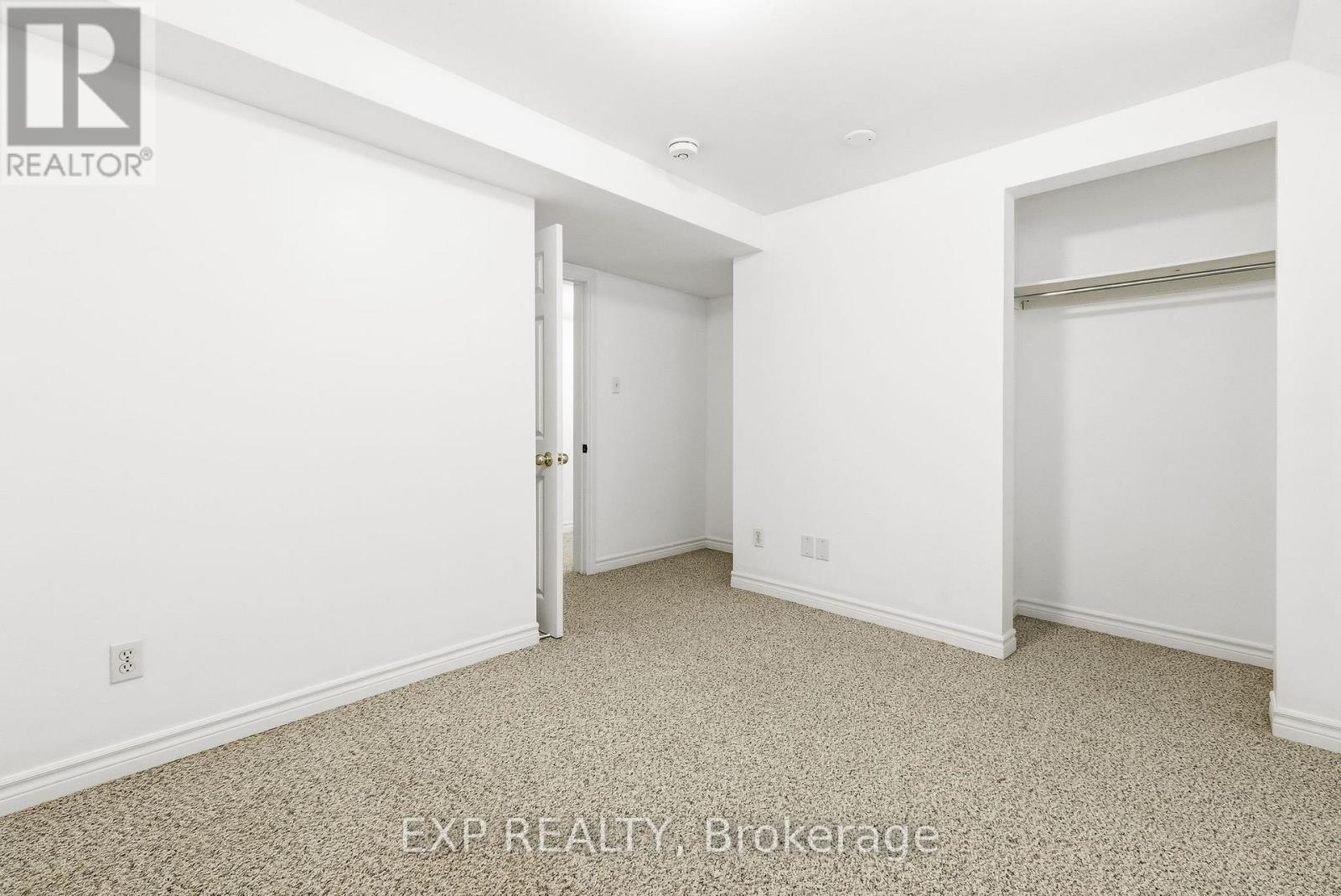 10 Mcgibbon Boulevard, Kawartha Lakes (Lindsay), Ontario  K9V 6G3 - Photo 39 - X12772434