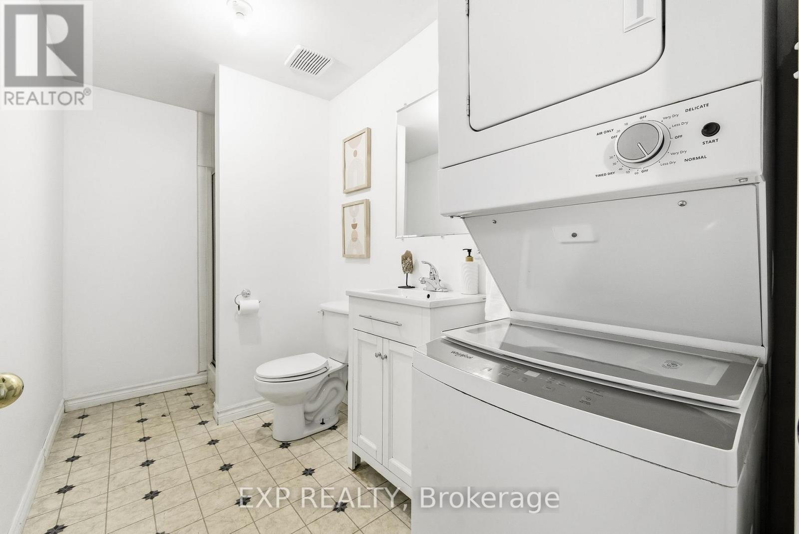 10 Mcgibbon Boulevard, Kawartha Lakes (Lindsay), Ontario  K9V 6G3 - Photo 42 - X12772434