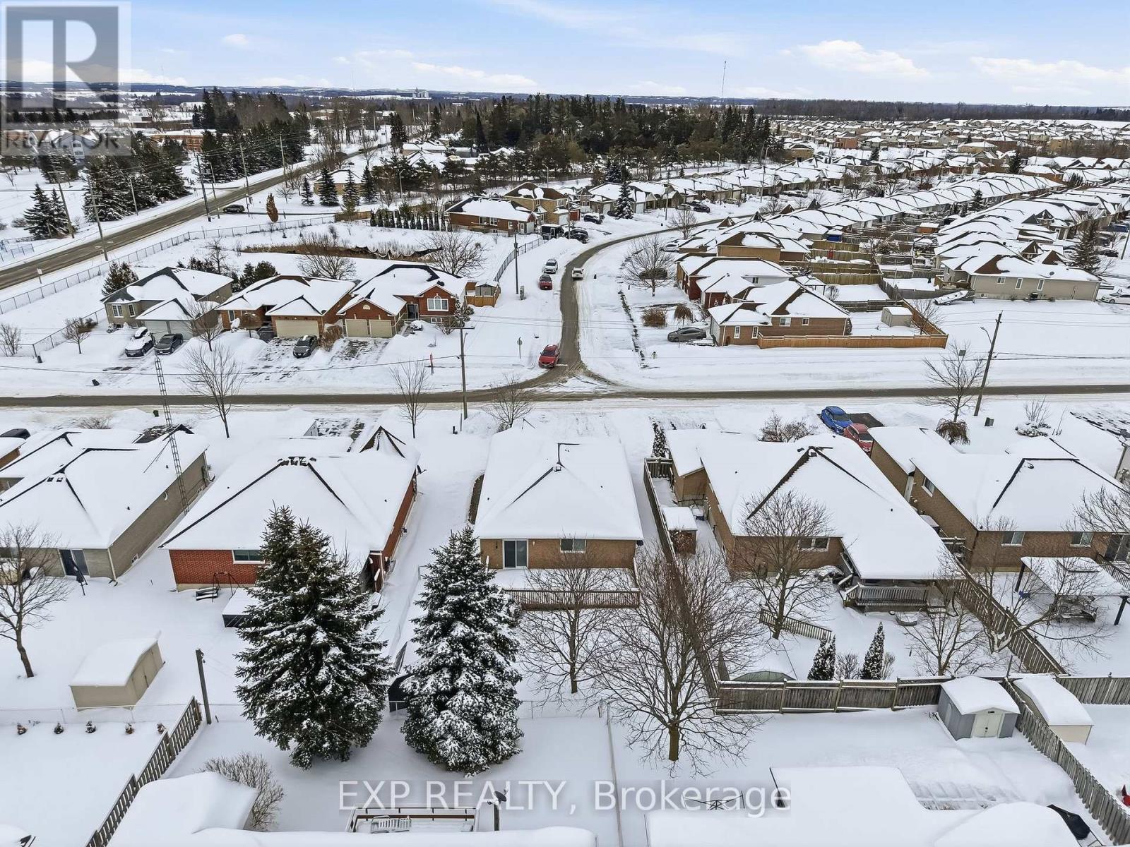 10 Mcgibbon Boulevard, Kawartha Lakes (Lindsay), Ontario  K9V 6G3 - Photo 48 - X12772434