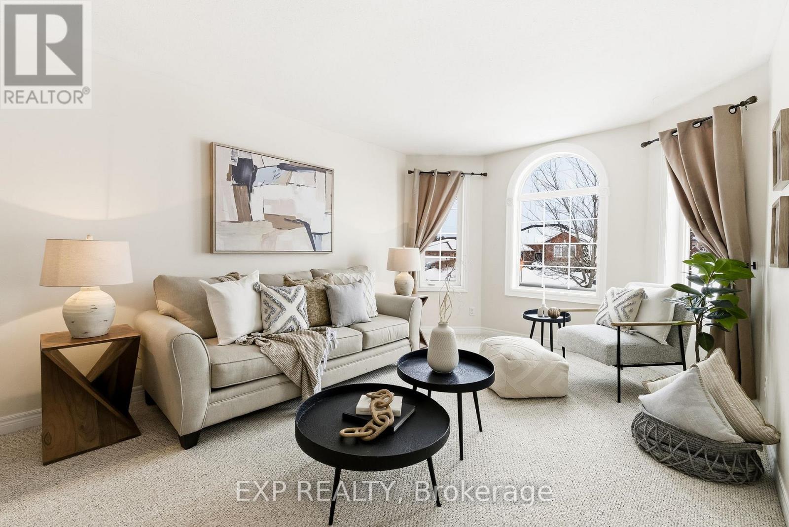 10 Mcgibbon Boulevard, Kawartha Lakes (Lindsay), Ontario  K9V 6G3 - Photo 8 - X12772434