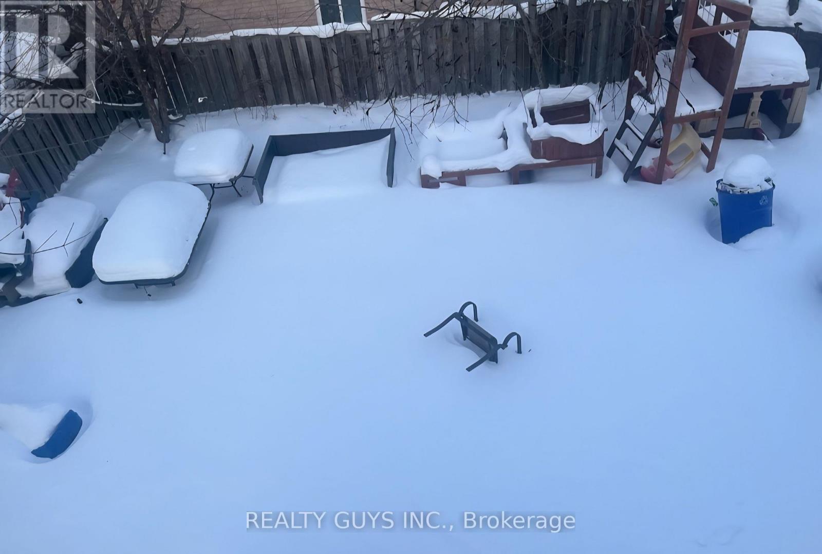 542 Westman Avenue, Peterborough (Otonabee Ward 1), Ontario  K9K 2E6 - Photo 3 - X12774124