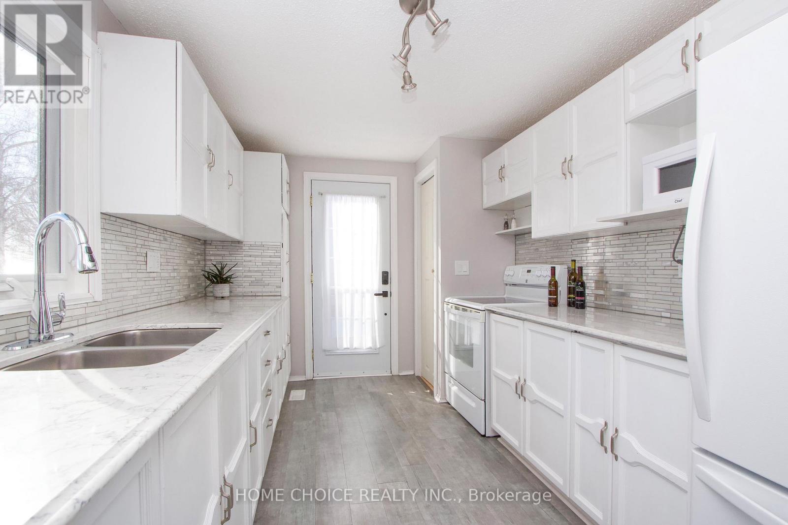 87 Bluffs Road, Clarington (Bowmanville), Ontario  L1B 1B9 - Photo 15 - E12774348