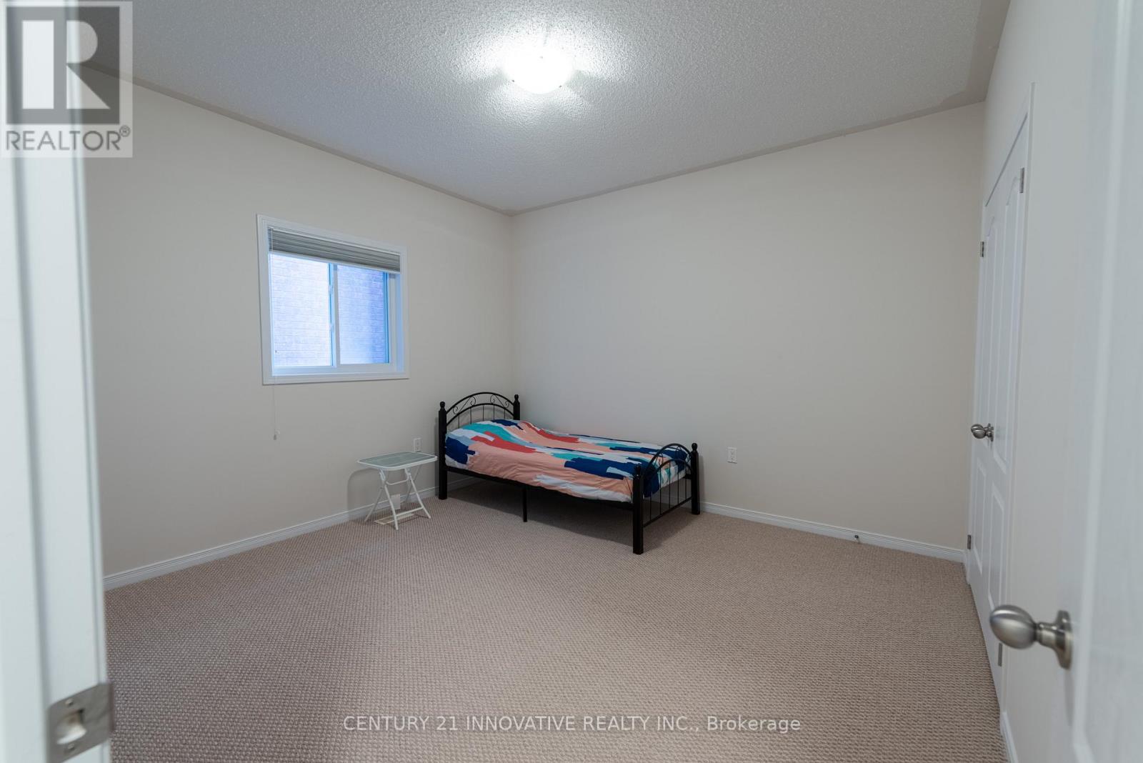 941 Avery Avenue, Peterborough (Monaghan Ward 2), Ontario  K9J 0G9 - Photo 14 - X12775838