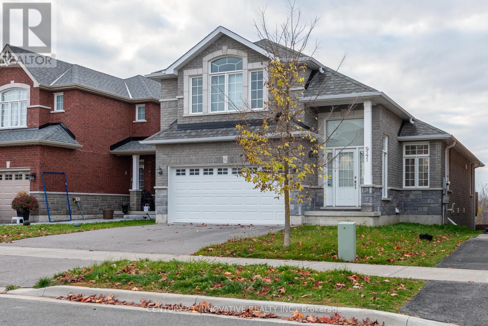 941 Avery Avenue, Peterborough (Monaghan Ward 2), Ontario  K9J 0G9 - Photo 2 - X12775838