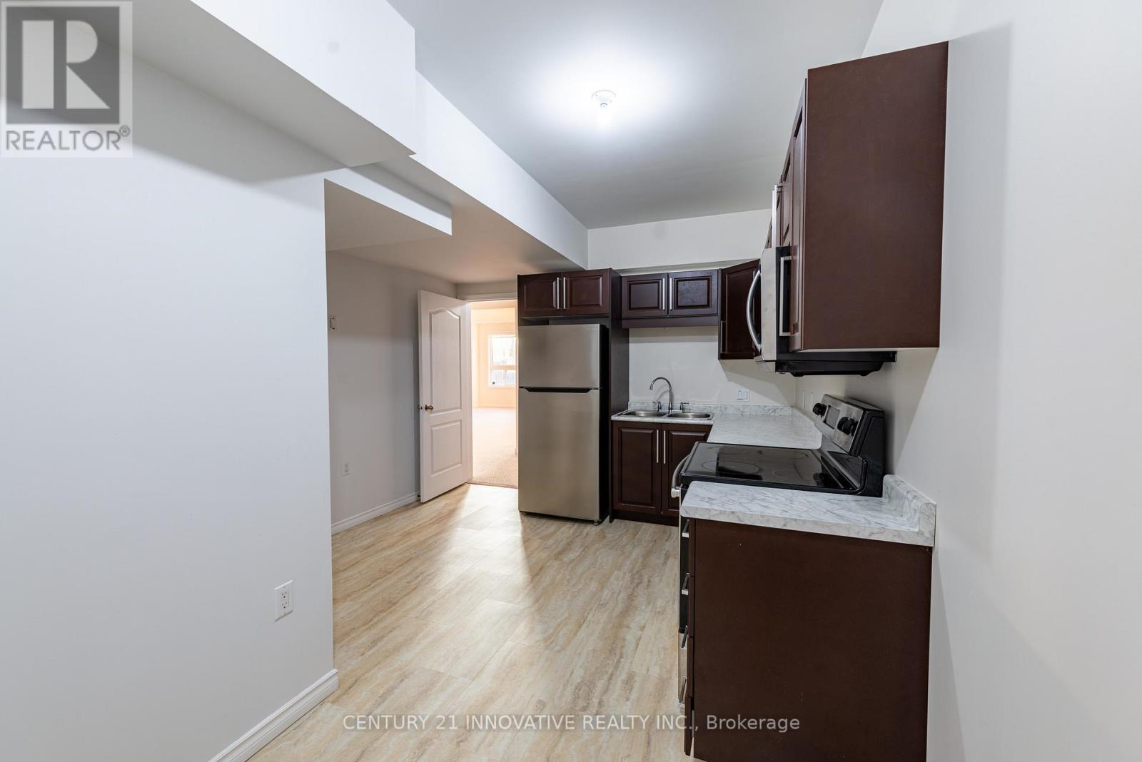 941 Avery Avenue, Peterborough (Monaghan Ward 2), Ontario  K9J 0G9 - Photo 31 - X12775838