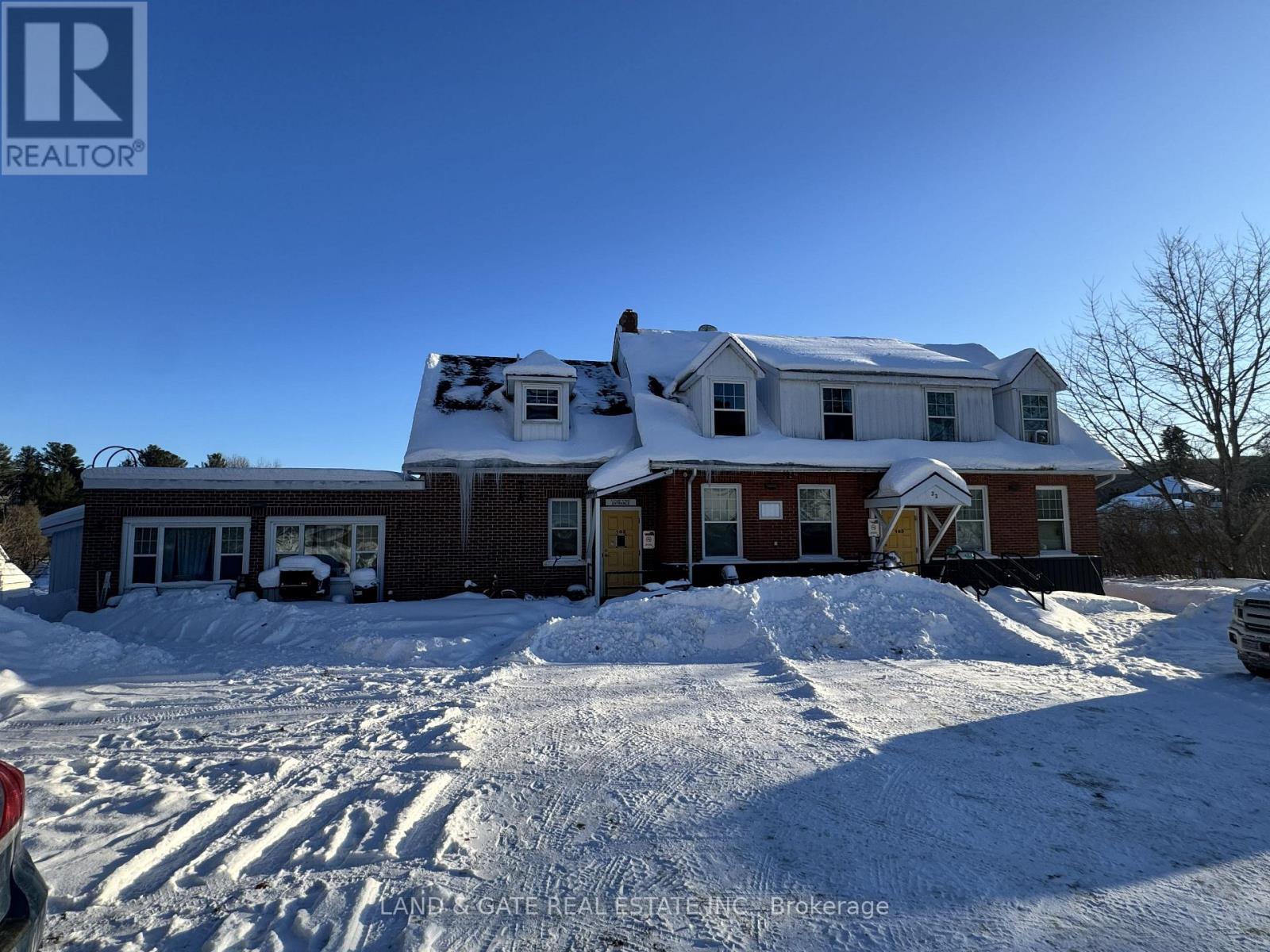 33 FLINT AVENUE, bancroft (bancroft ward), Ontario