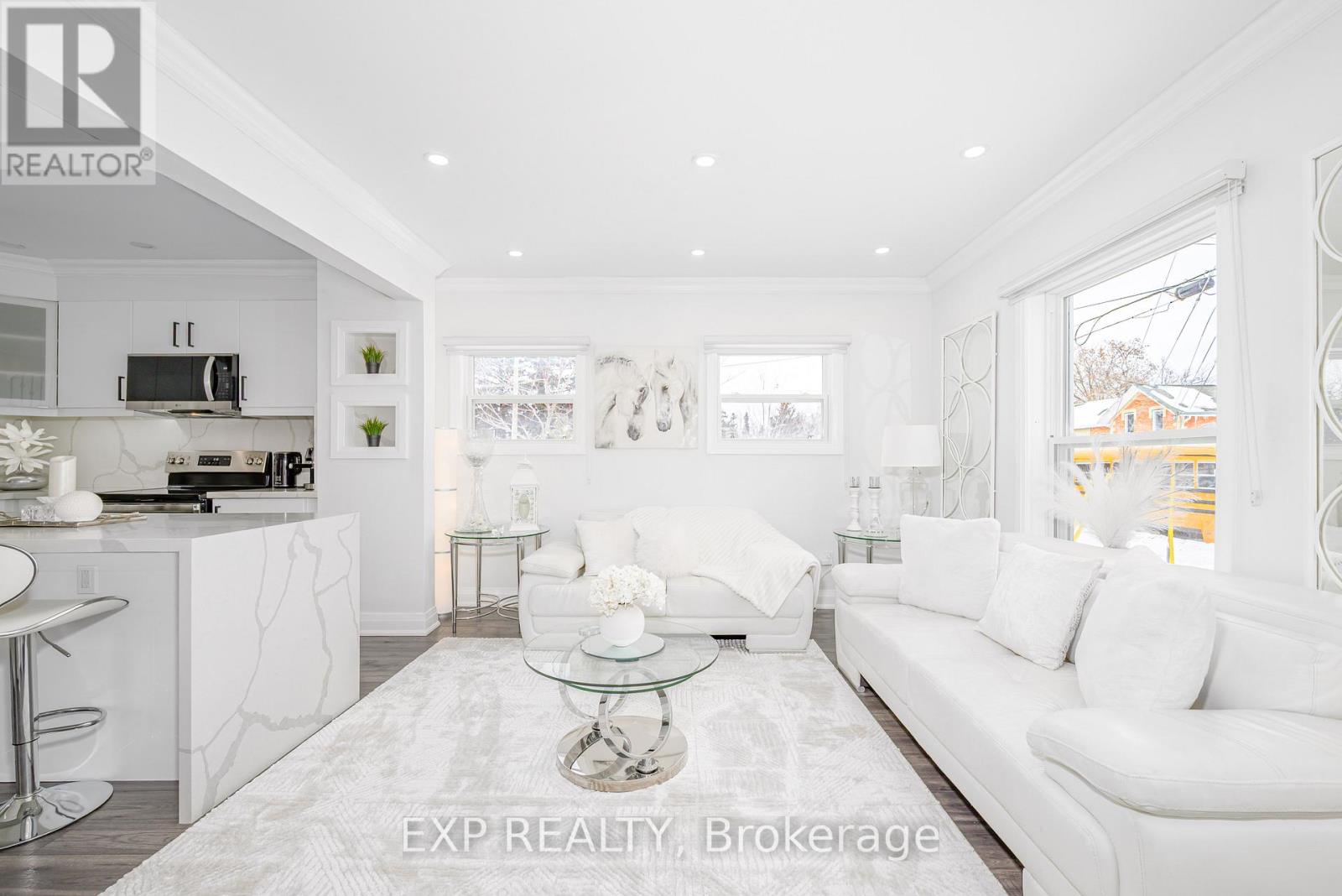 11 Albert Street, Kawartha Lakes (Lindsay), Ontario  K9V 4J3 - Photo 15 - X12777044