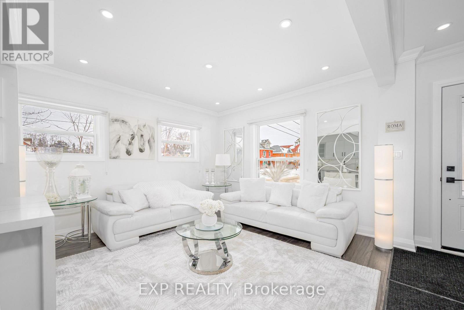 11 Albert Street, Kawartha Lakes (Lindsay), Ontario  K9V 4J3 - Photo 16 - X12777044