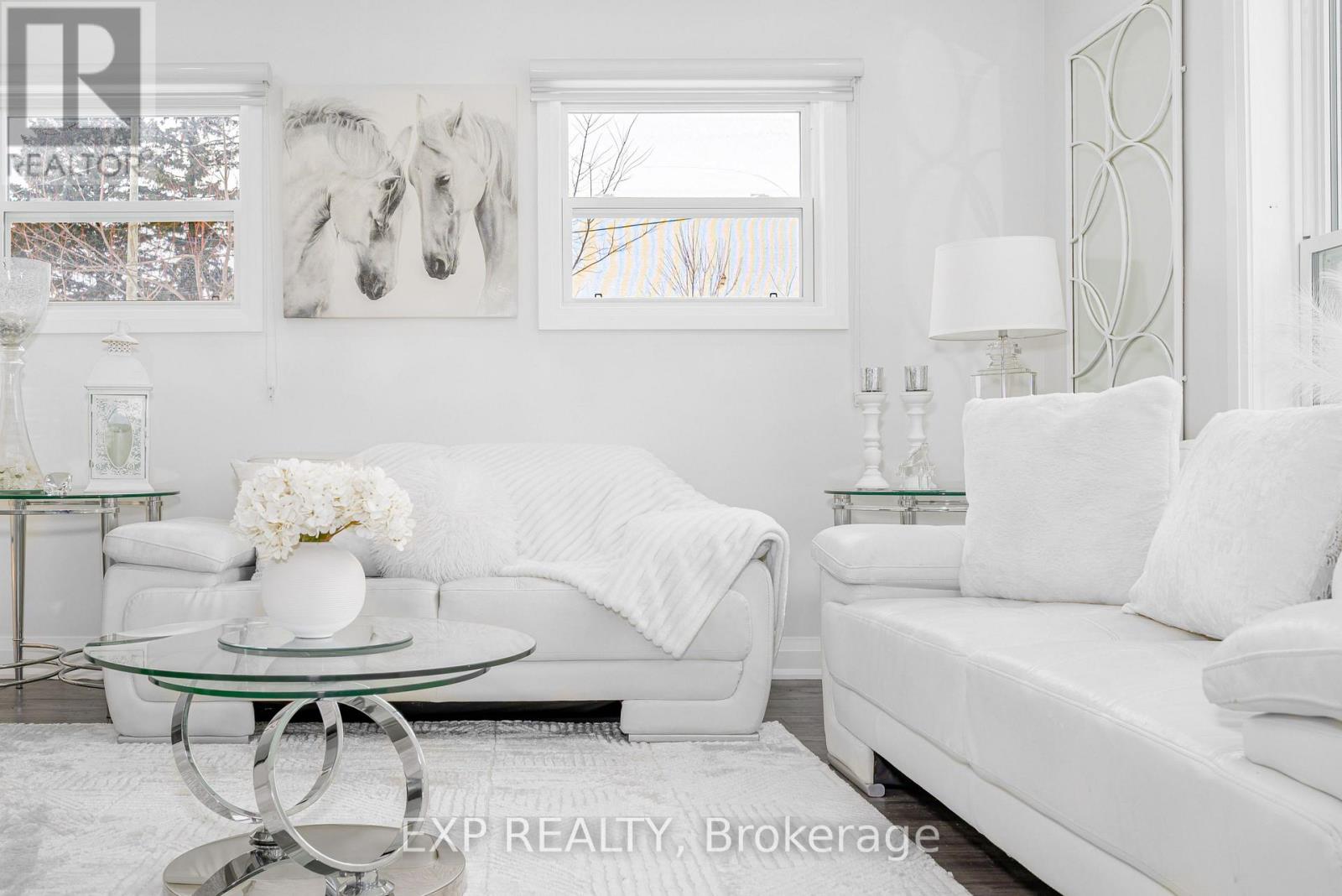 11 Albert Street, Kawartha Lakes (Lindsay), Ontario  K9V 4J3 - Photo 17 - X12777044