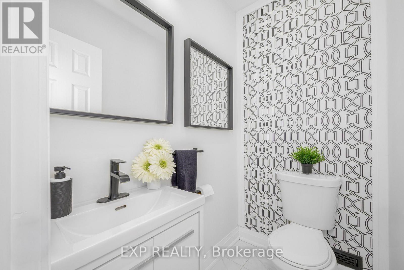 11 Albert Street, Kawartha Lakes (Lindsay), Ontario  K9V 4J3 - Photo 32 - X12777044