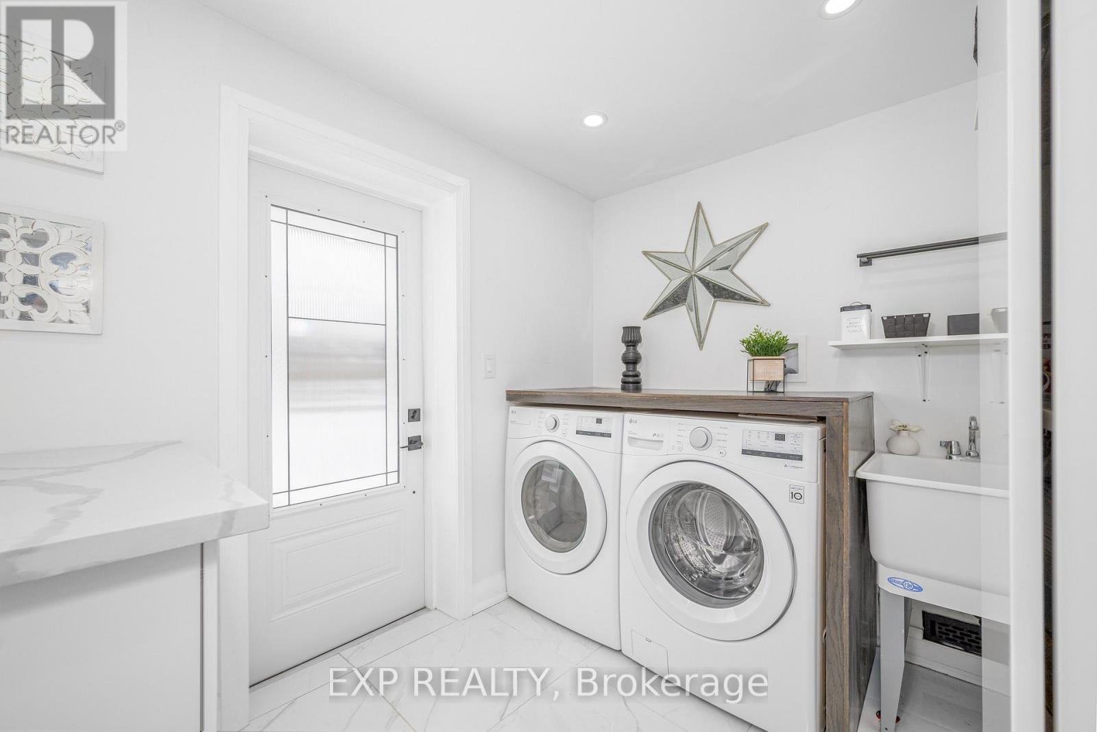 11 Albert Street, Kawartha Lakes (Lindsay), Ontario  K9V 4J3 - Photo 34 - X12777044