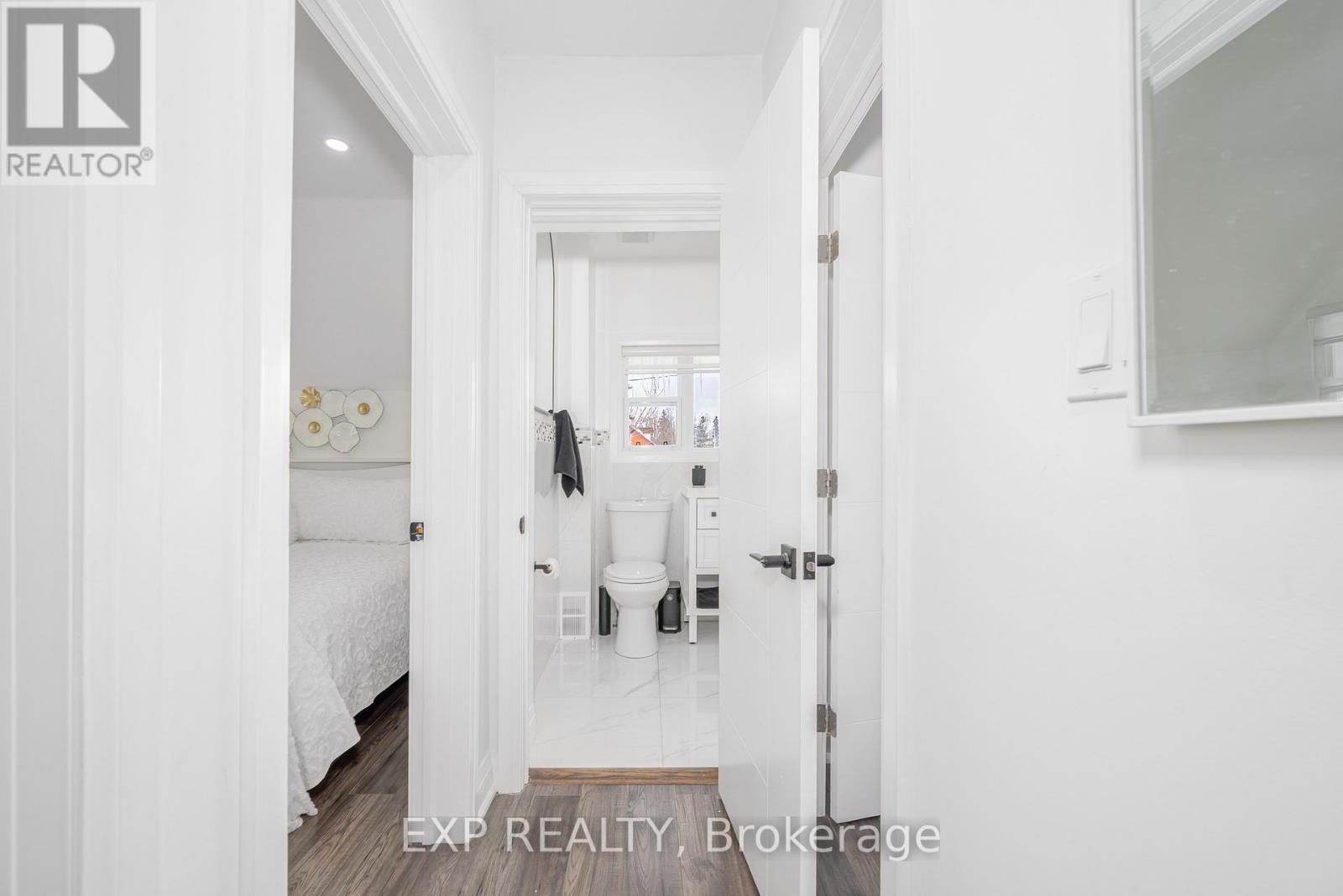 11 Albert Street, Kawartha Lakes (Lindsay), Ontario  K9V 4J3 - Photo 39 - X12777044