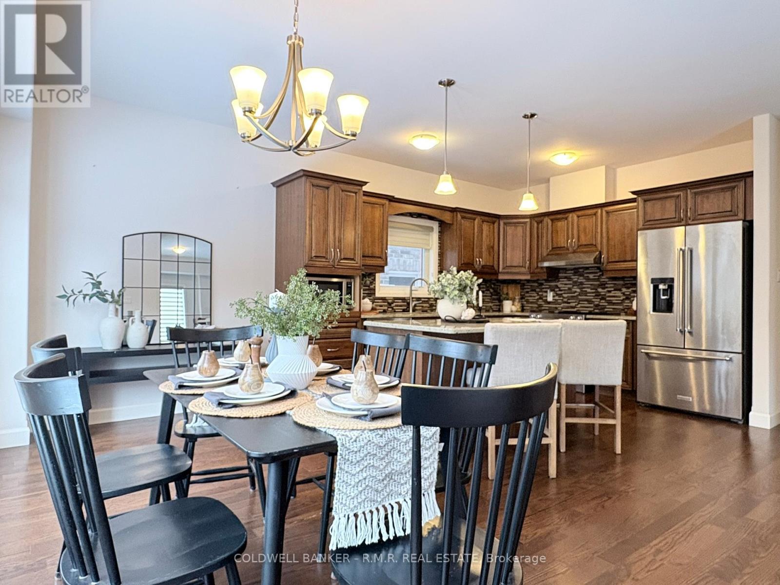 60 Alcorn Drive, Kawartha Lakes (Lindsay), Ontario  K9V 0M7 - Photo 5 - X12777414