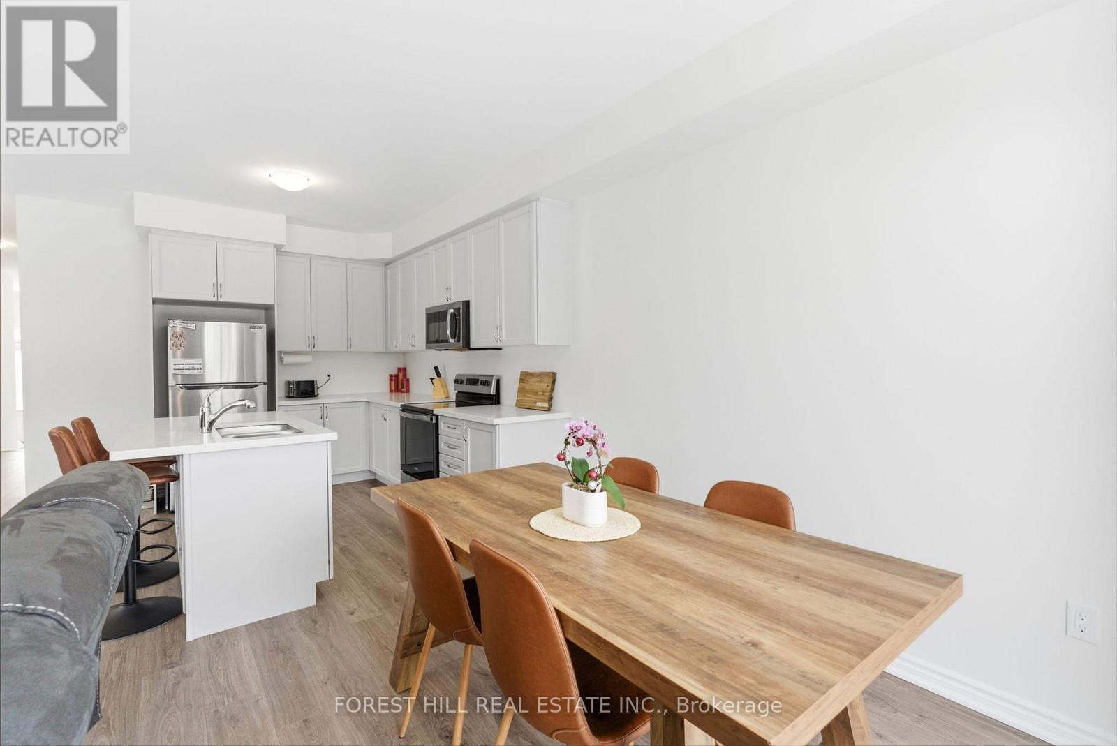 57 Hickey Lane, Kawartha Lakes (Lindsay), Ontario  K9V 5V5 - Photo 12 - X12777488