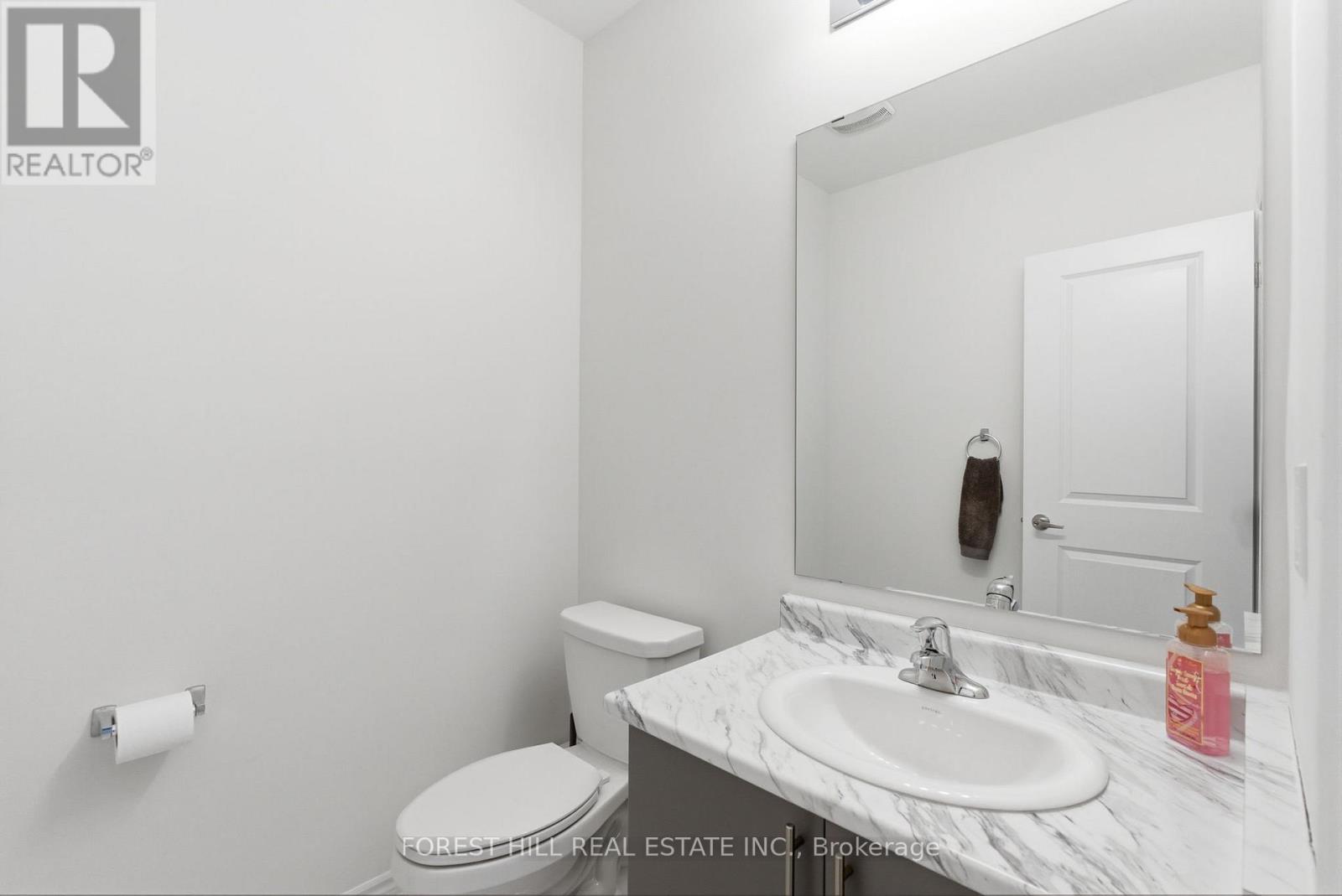 57 Hickey Lane, Kawartha Lakes (Lindsay), Ontario  K9V 5V5 - Photo 6 - X12777488