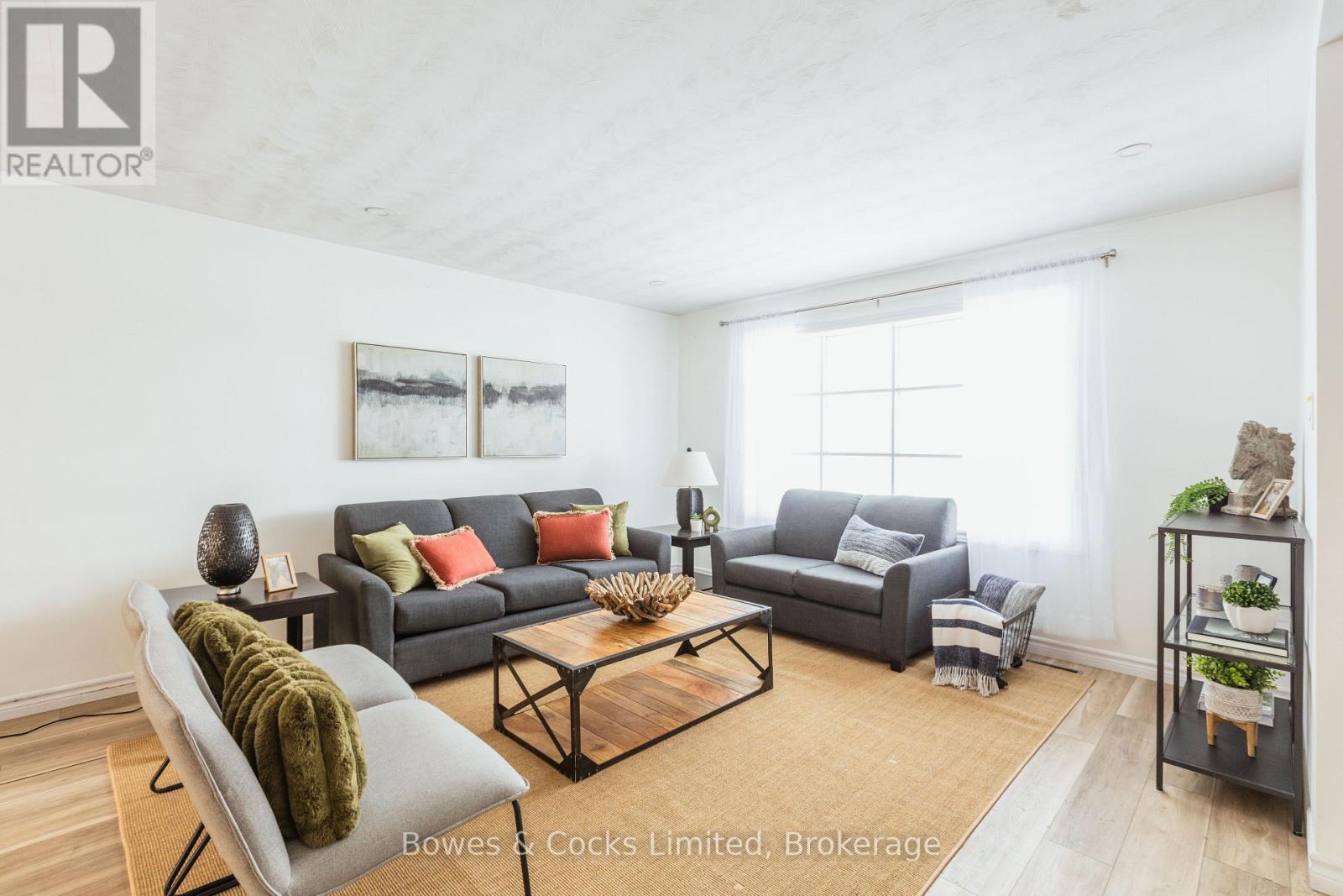 1283 Amundsen Avenue, Peterborough (Northcrest Ward 5), Ontario  K9H 6T5 - Photo 10 - X12777592