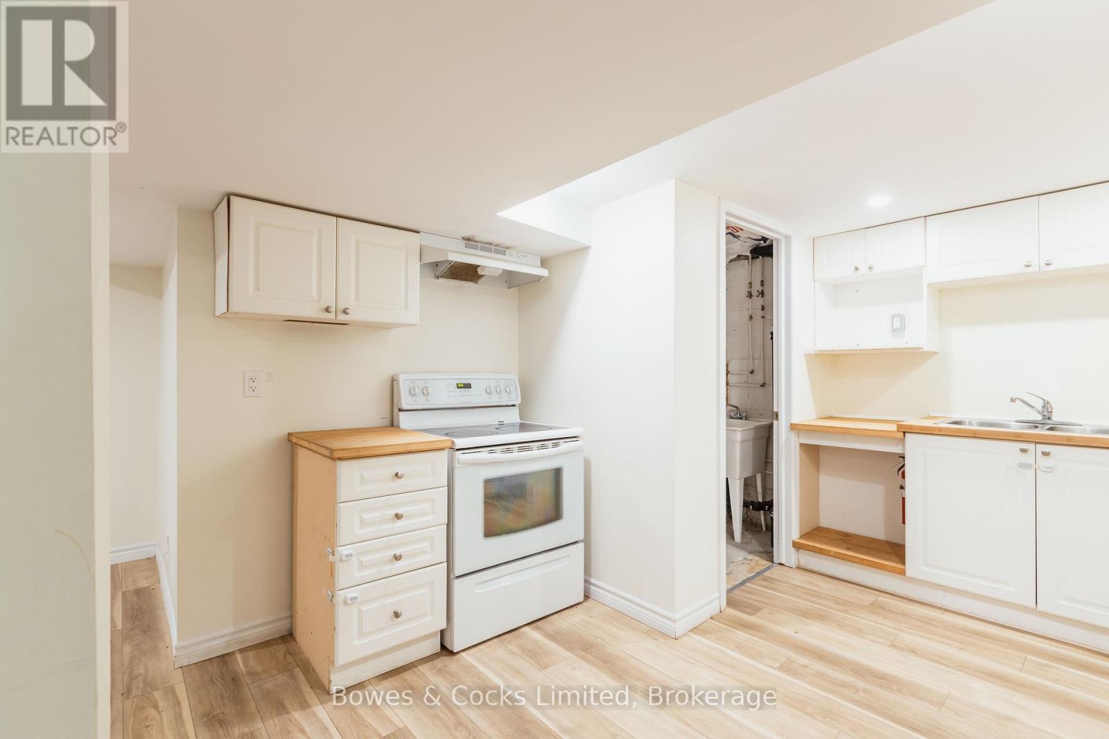 1283 Amundsen Avenue, Peterborough (Northcrest Ward 5), Ontario  K9H 6T5 - Photo 36 - X12777592