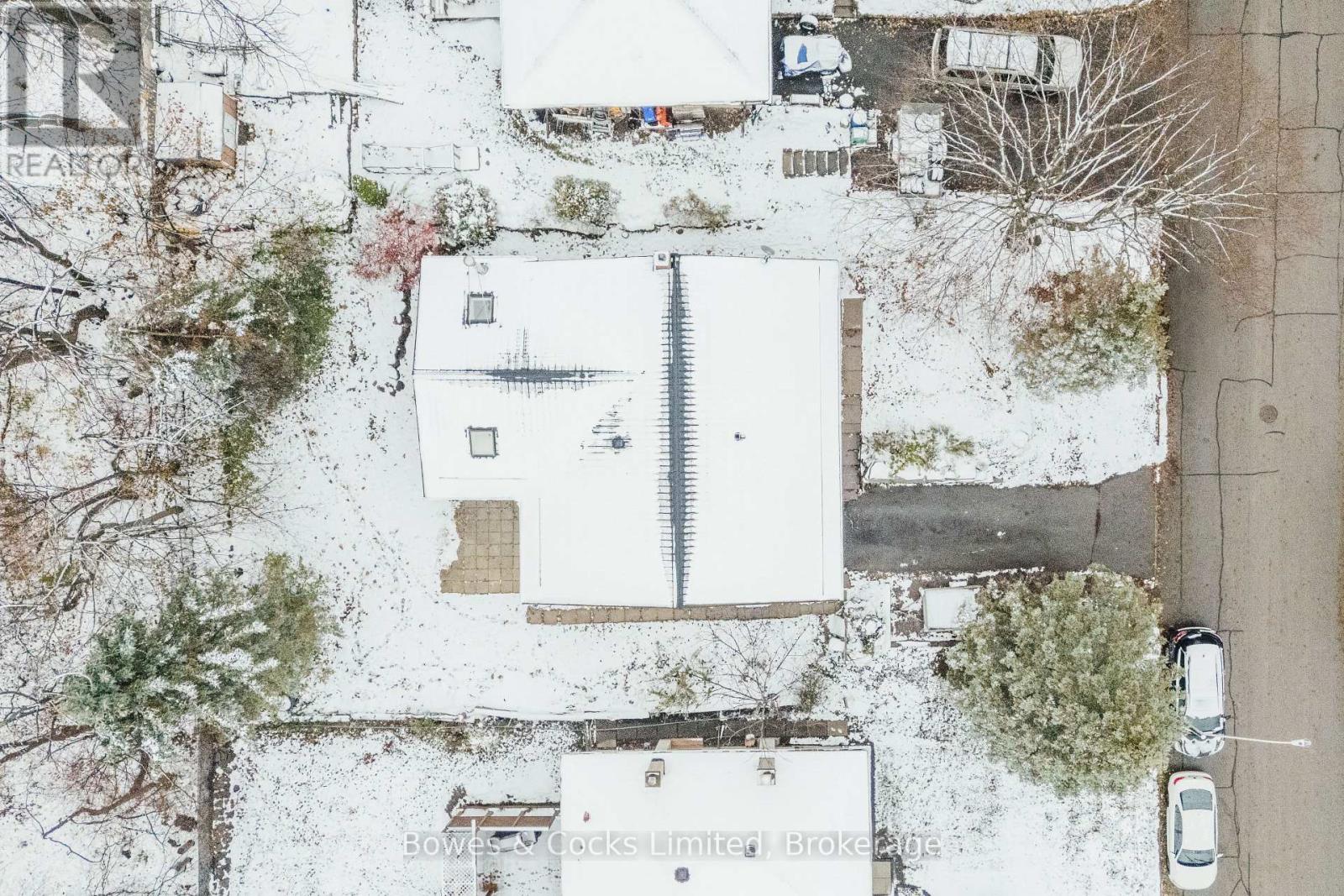 1283 Amundsen Avenue, Peterborough (Northcrest Ward 5), Ontario  K9H 6T5 - Photo 6 - X12777592