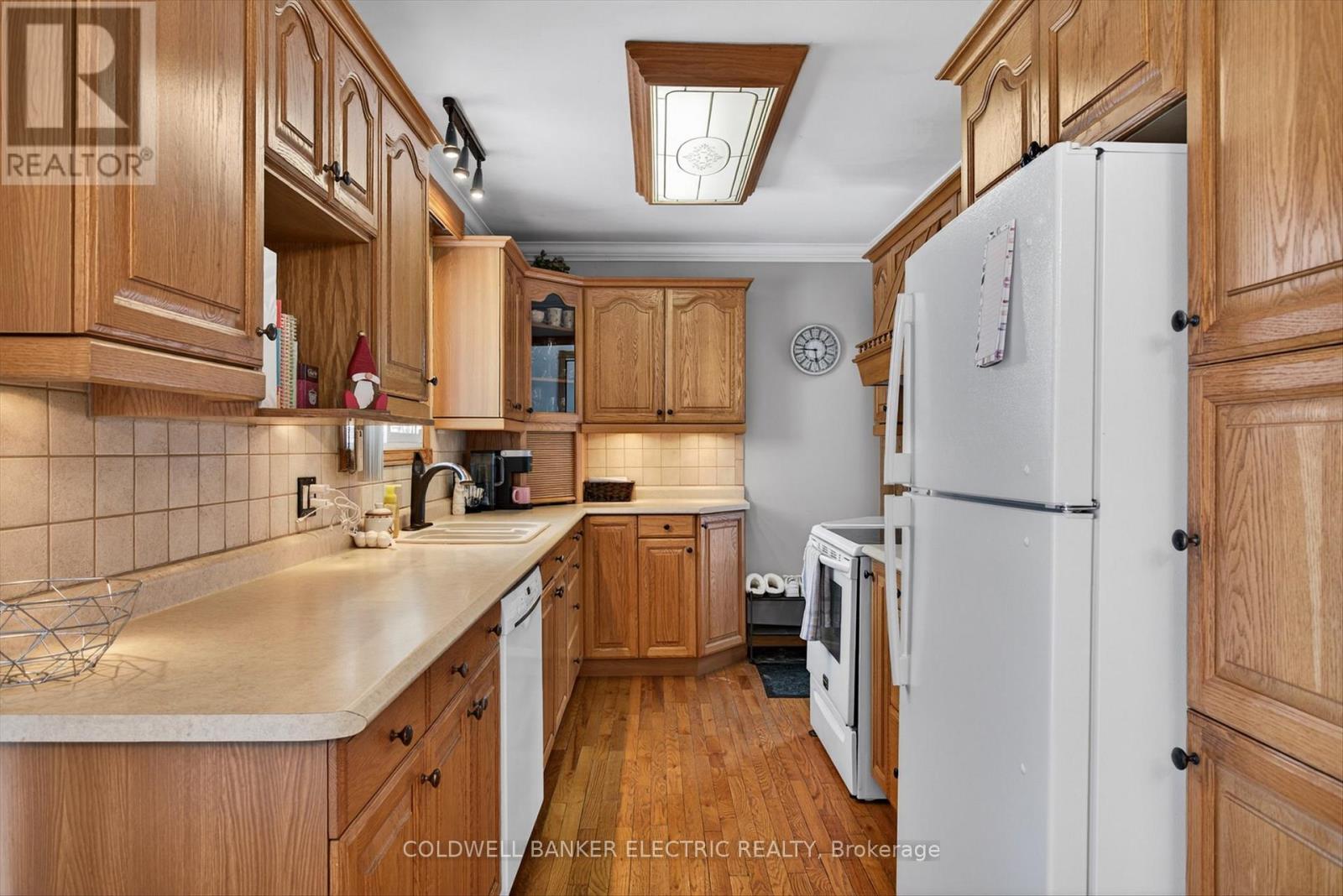 56 Cedarview Drive, Kawartha Lakes (Emily), Ontario  K0L 2W0 - Photo 10 - X12778430