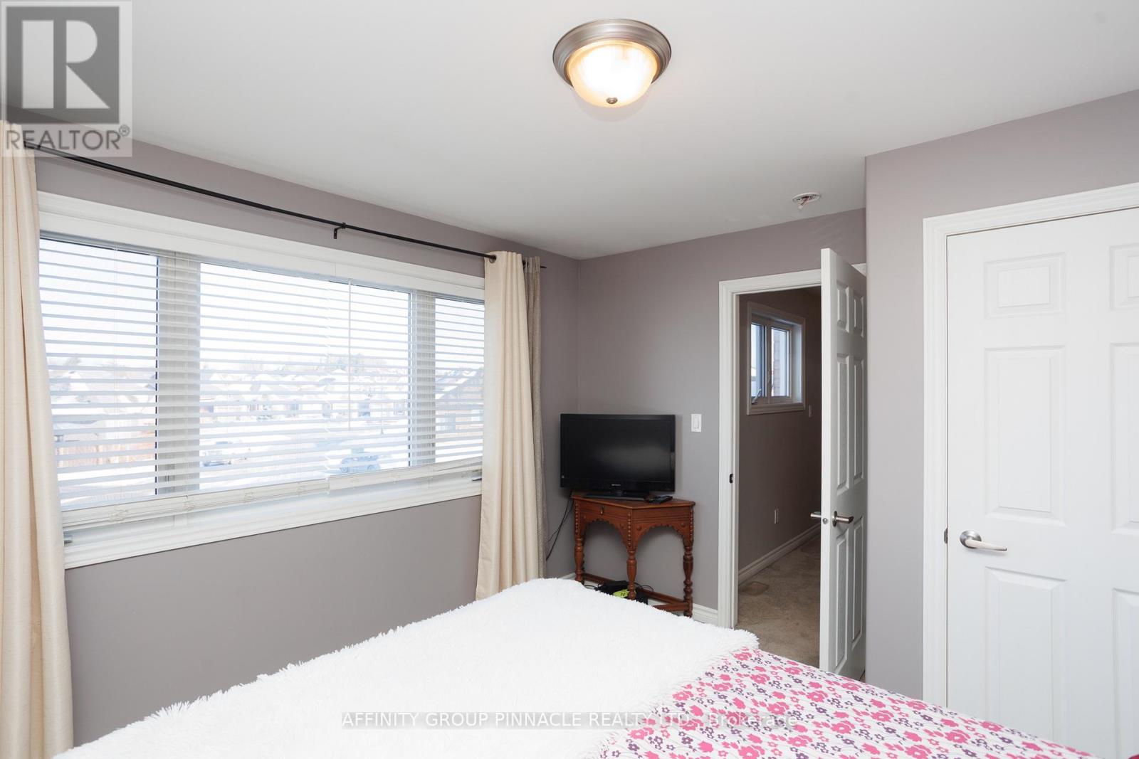 11 Moynes Court, Kawartha Lakes (Lindsay), Ontario  K9V 0L2 - Photo 27 - X12778722