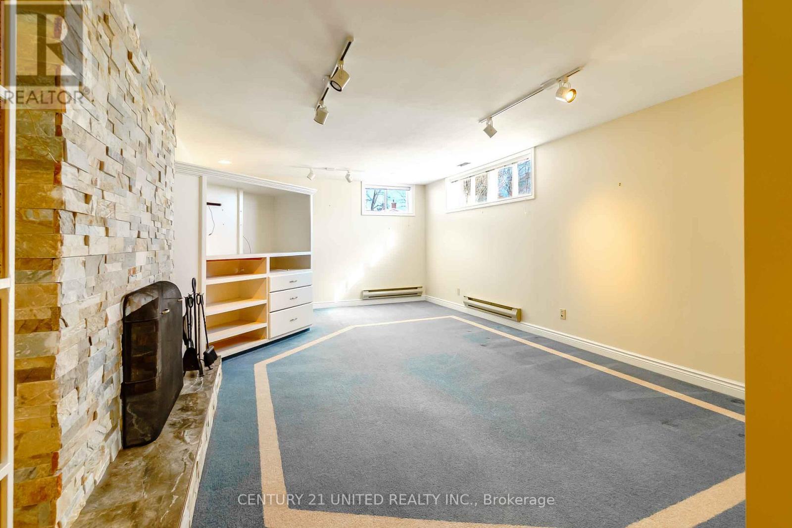 43 Crestwood Avenue, Peterborough (Monaghan Ward 2), Ontario  K9J 1N1 - Photo 21 - X12780156