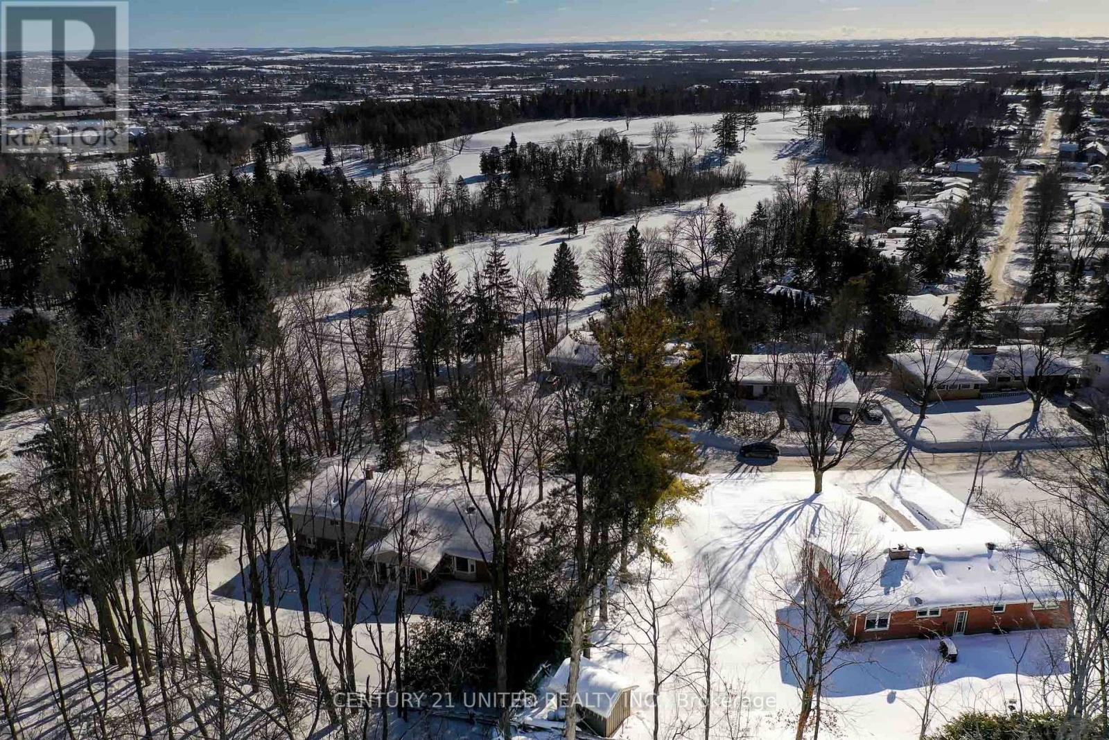 43 Crestwood Avenue, Peterborough (Monaghan Ward 2), Ontario  K9J 1N1 - Photo 40 - X12780156