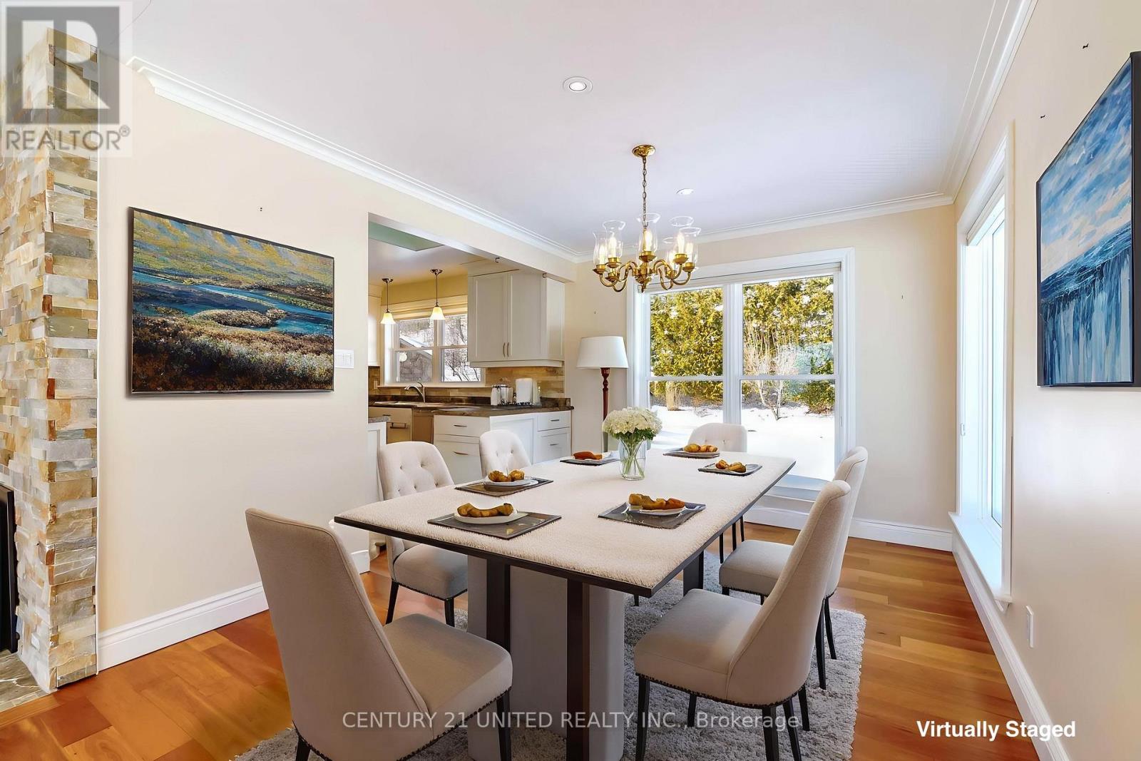 43 Crestwood Avenue, Peterborough (Monaghan Ward 2), Ontario  K9J 1N1 - Photo 8 - X12780156