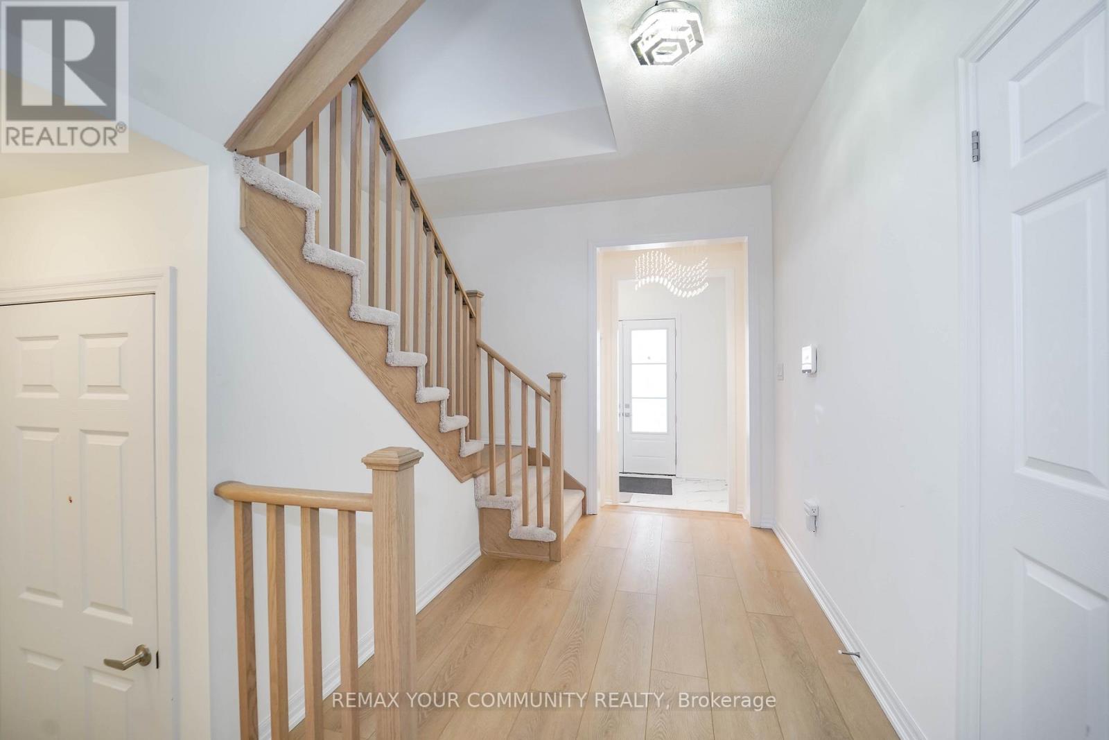 146 Flood Avenue, Clarington (Newcastle), Ontario  L1B 0W6 - Photo 12 - E12781356