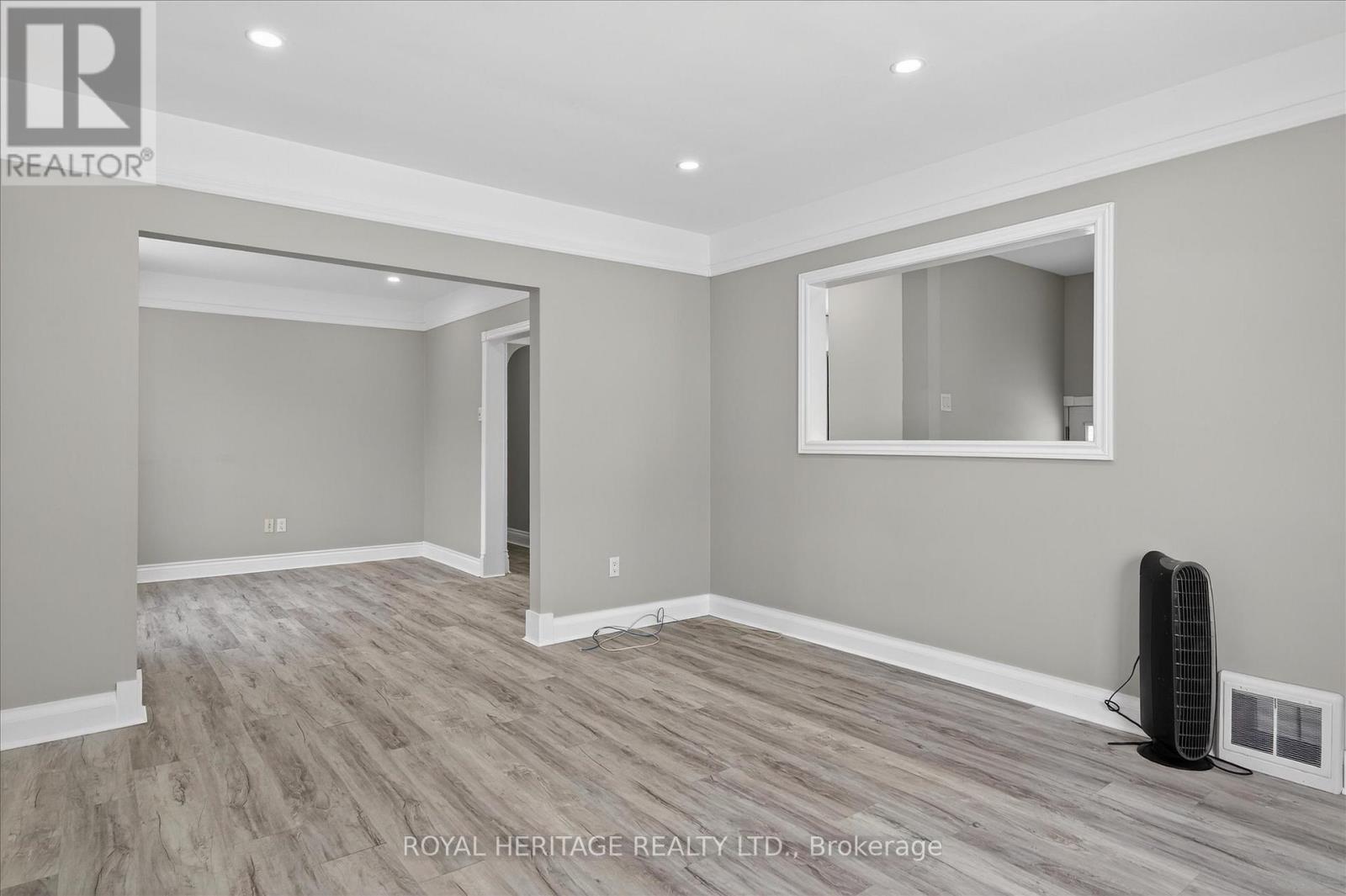 651 Montrose Street, Peterborough (Otonabee Ward 1), Ontario  K9J 3C3 - Photo 11 - X12782032