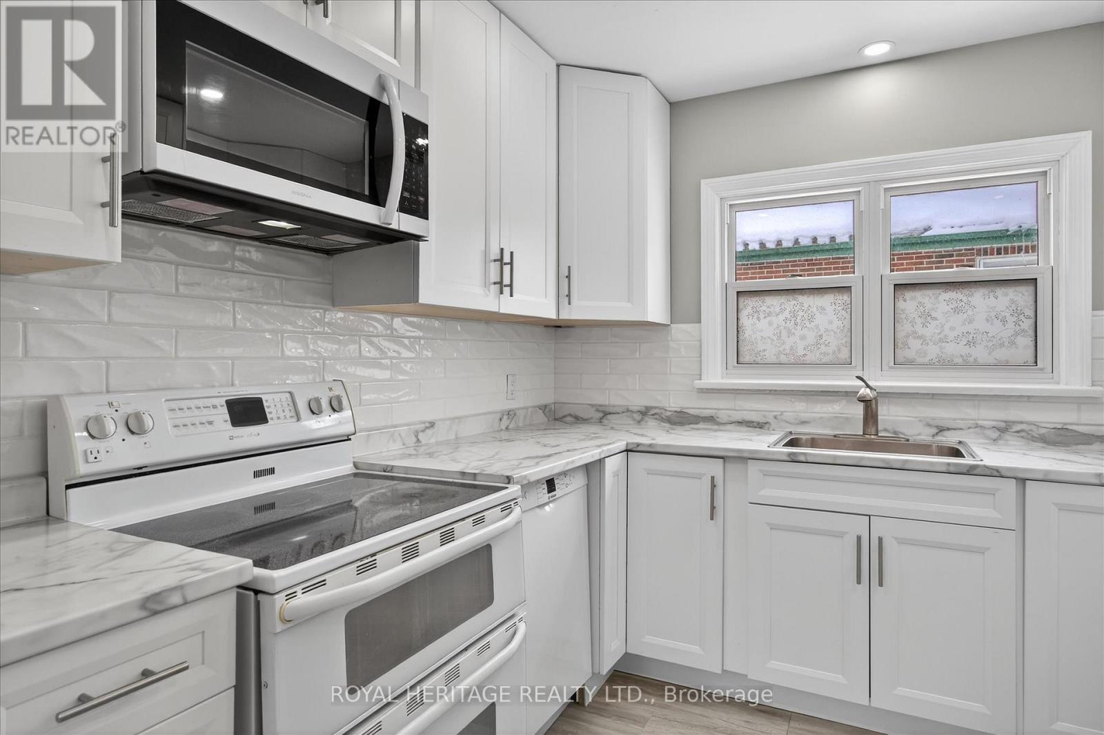 651 Montrose Street, Peterborough (Otonabee Ward 1), Ontario  K9J 3C3 - Photo 17 - X12782032