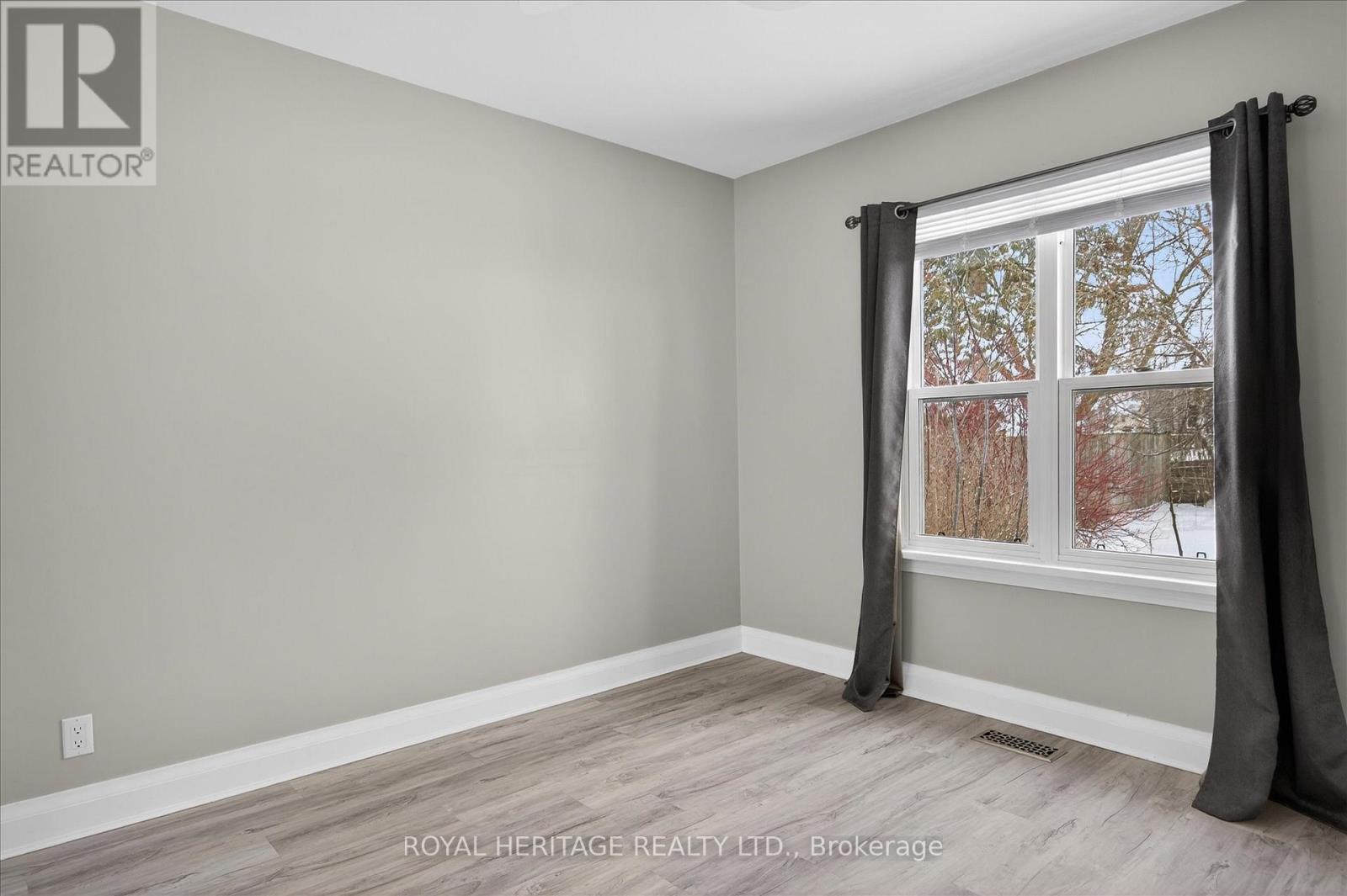 651 Montrose Street, Peterborough (Otonabee Ward 1), Ontario  K9J 3C3 - Photo 21 - X12782032