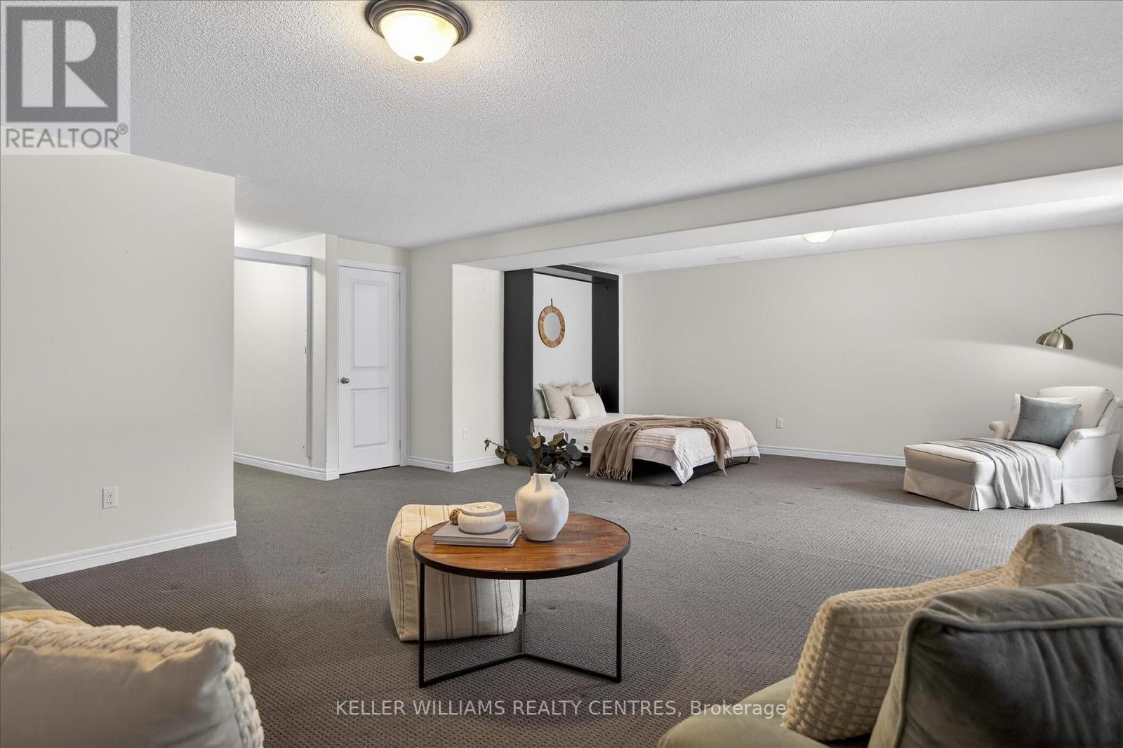 186 Bowen Drive, Peterborough (Northcrest Ward 5), Ontario  K9H 0B9 - Photo 31 - X12782444