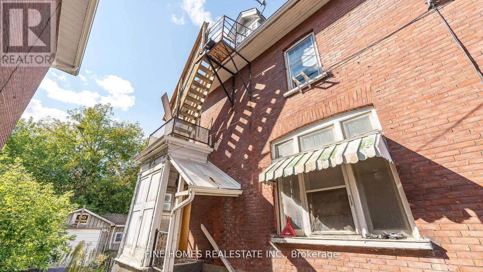 175 Stewart Street, Peterborough (Town Ward 3), Ontario  K9J 3M4 - Photo 11 - X12782548