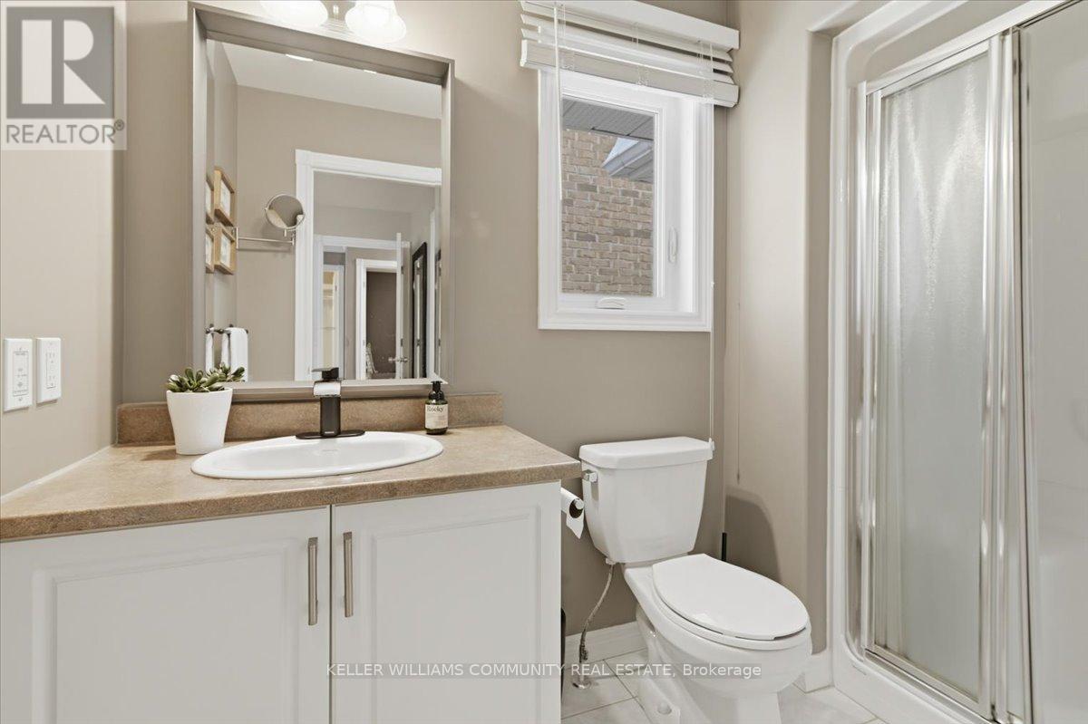 210 Chandler Crescent, Peterborough (Monaghan Ward 2), Ontario  K9J 2G1 - Photo 10 - X12783830