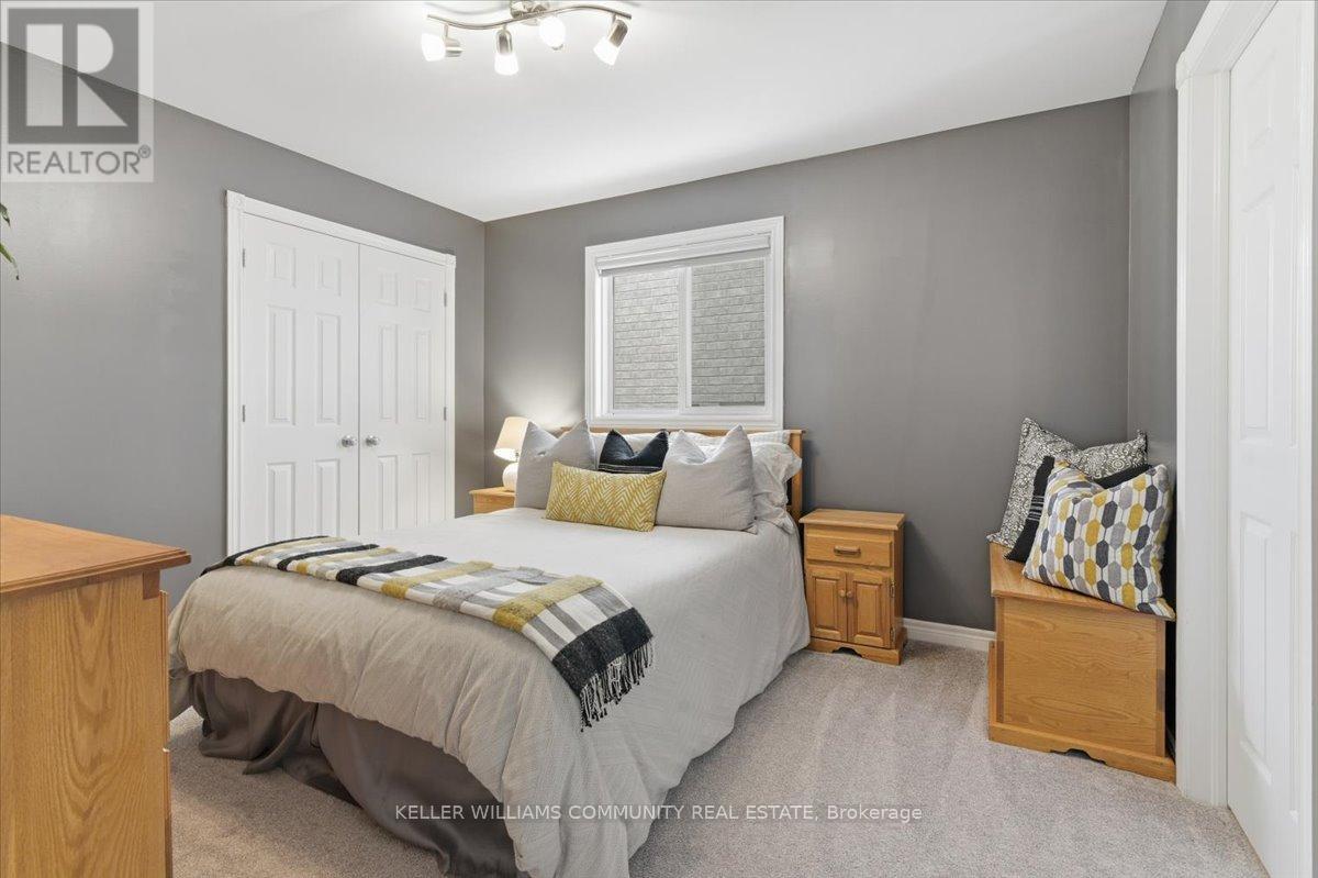 210 Chandler Crescent, Peterborough (Monaghan Ward 2), Ontario  K9J 2G1 - Photo 11 - X12783830