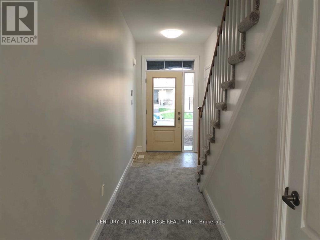 14 Veterans Road, Otonabee-South Monaghan, Ontario  K9J 0G6 - Photo 2 - X12784026