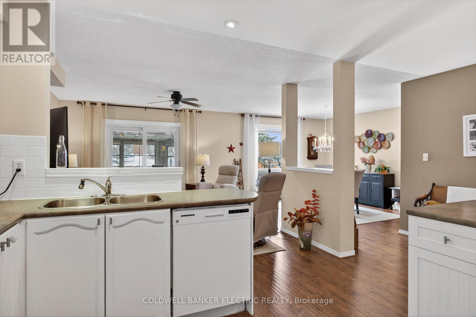 1399 Lillico Crescent, Peterborough (Monaghan Ward 2), Ontario  K9K 2L1 - Photo 11 - X12784988