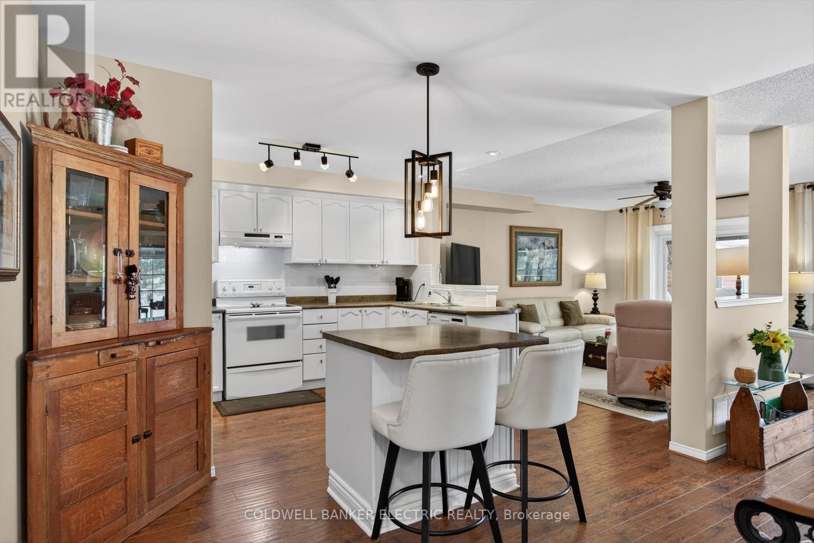 1399 Lillico Crescent, Peterborough (Monaghan Ward 2), Ontario  K9K 2L1 - Photo 6 - X12784988