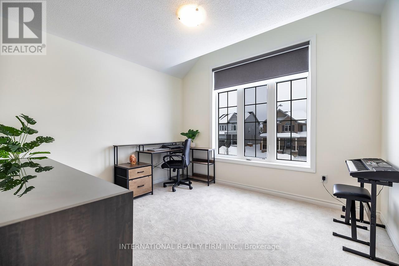 31 Connolly Road, Kawartha Lakes (Lindsay), Ontario  K9V 0P1 - Photo 19 - X12785582