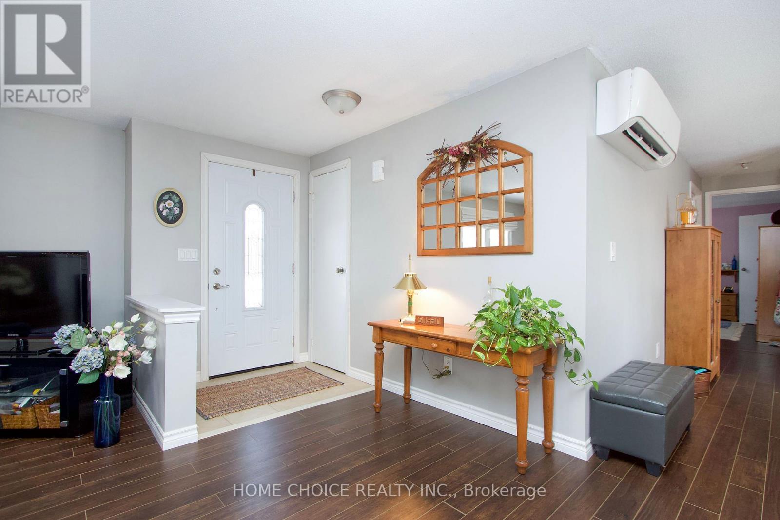 3 Heritage Lane, Clarington (Newcastle), Ontario  L1B 1A5 - Photo 4 - E12786056