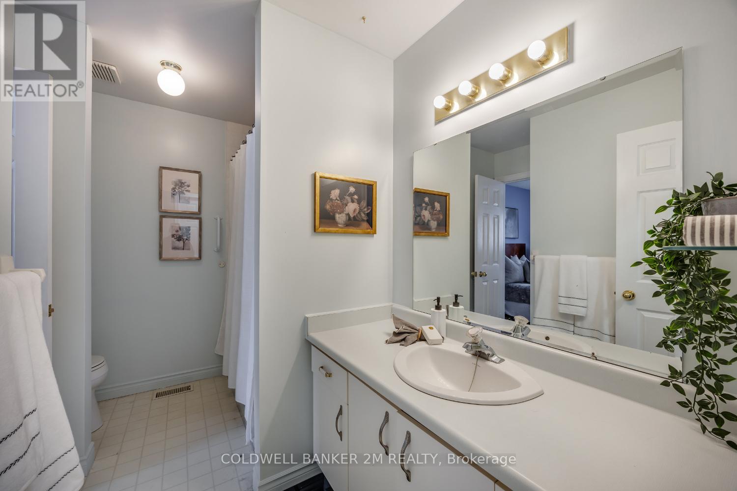 63 Lori Boulevard, Kawartha Lakes (Lindsay), Ontario  K9V 6B7 - Photo 11 - X12787432