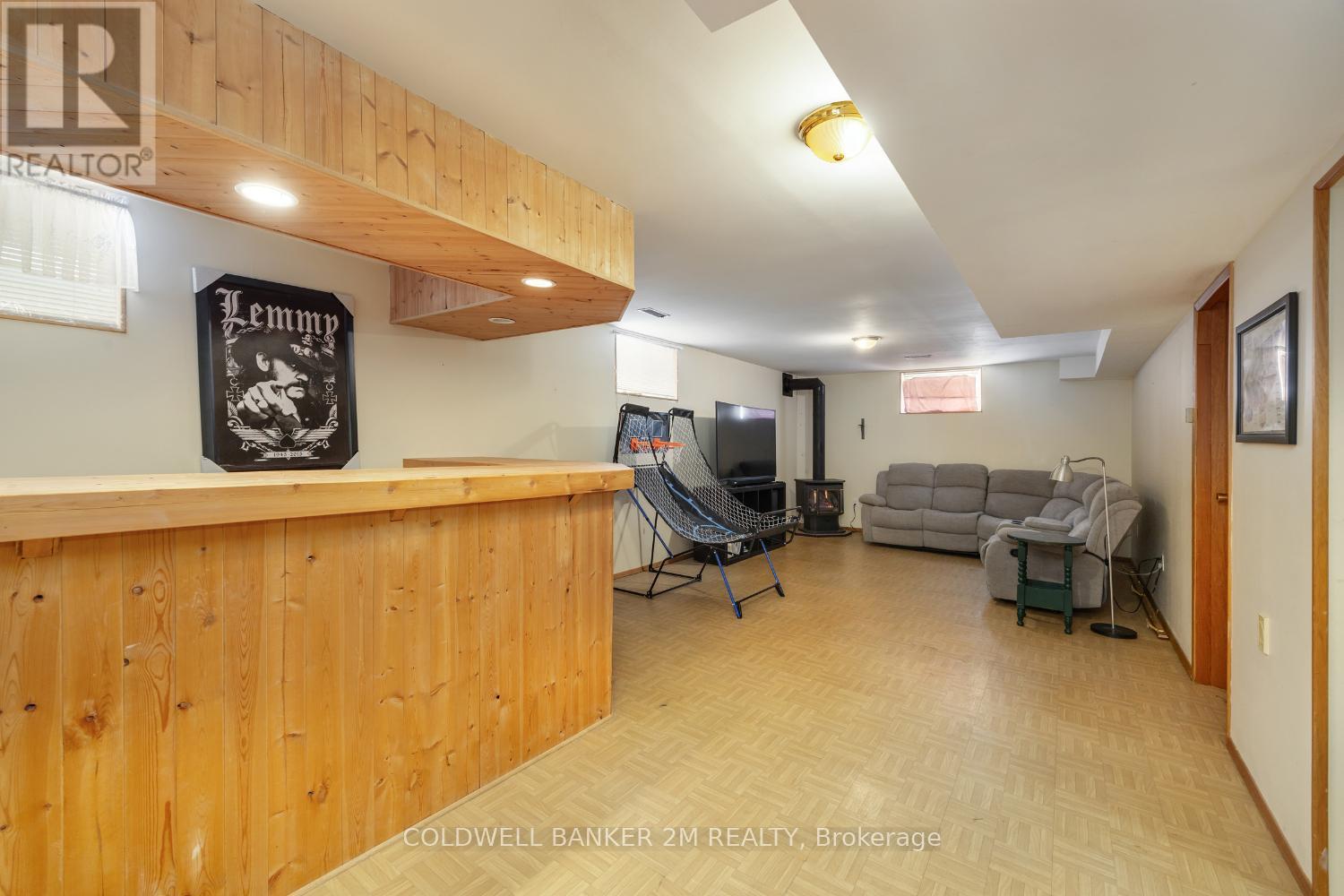 63 Lori Boulevard, Kawartha Lakes (Lindsay), Ontario  K9V 6B7 - Photo 16 - X12787432